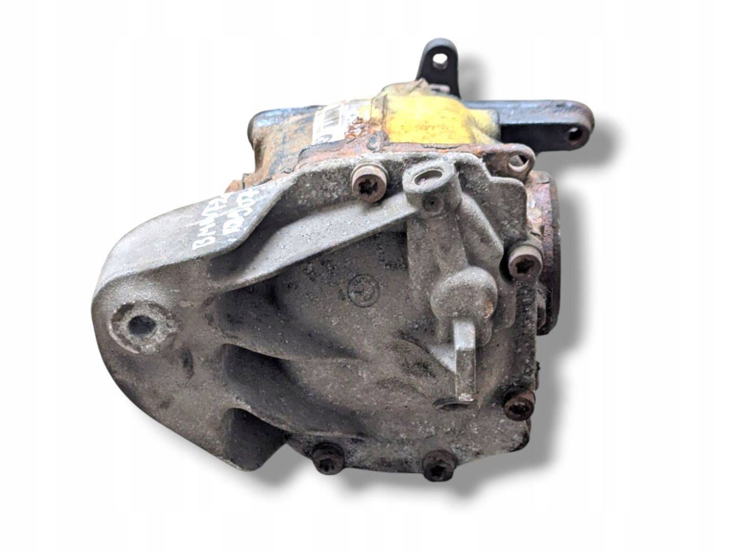 rear differential diff BMW 1 F20/F21 F20 2013 7605587