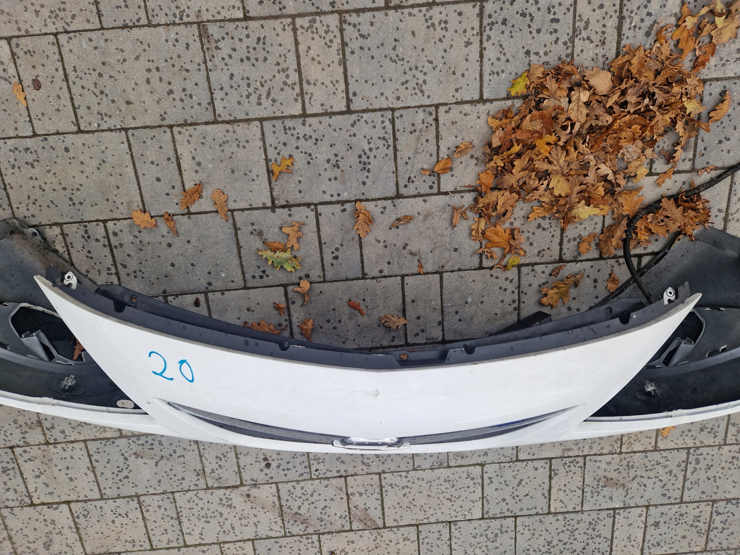 stoßstange vorne vorne OPEL MERIVA B II 13267699