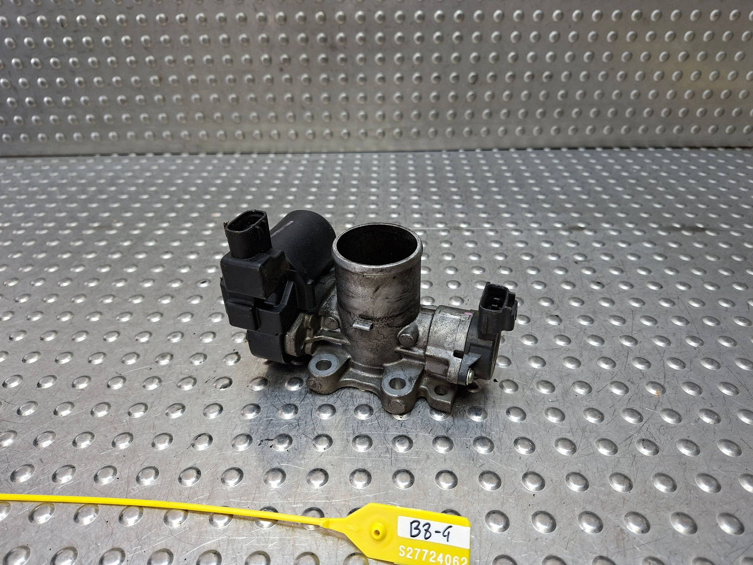 papillon des gaz TOYOTA COROLLA E12 01-06 1.4 D4D 192300-2010