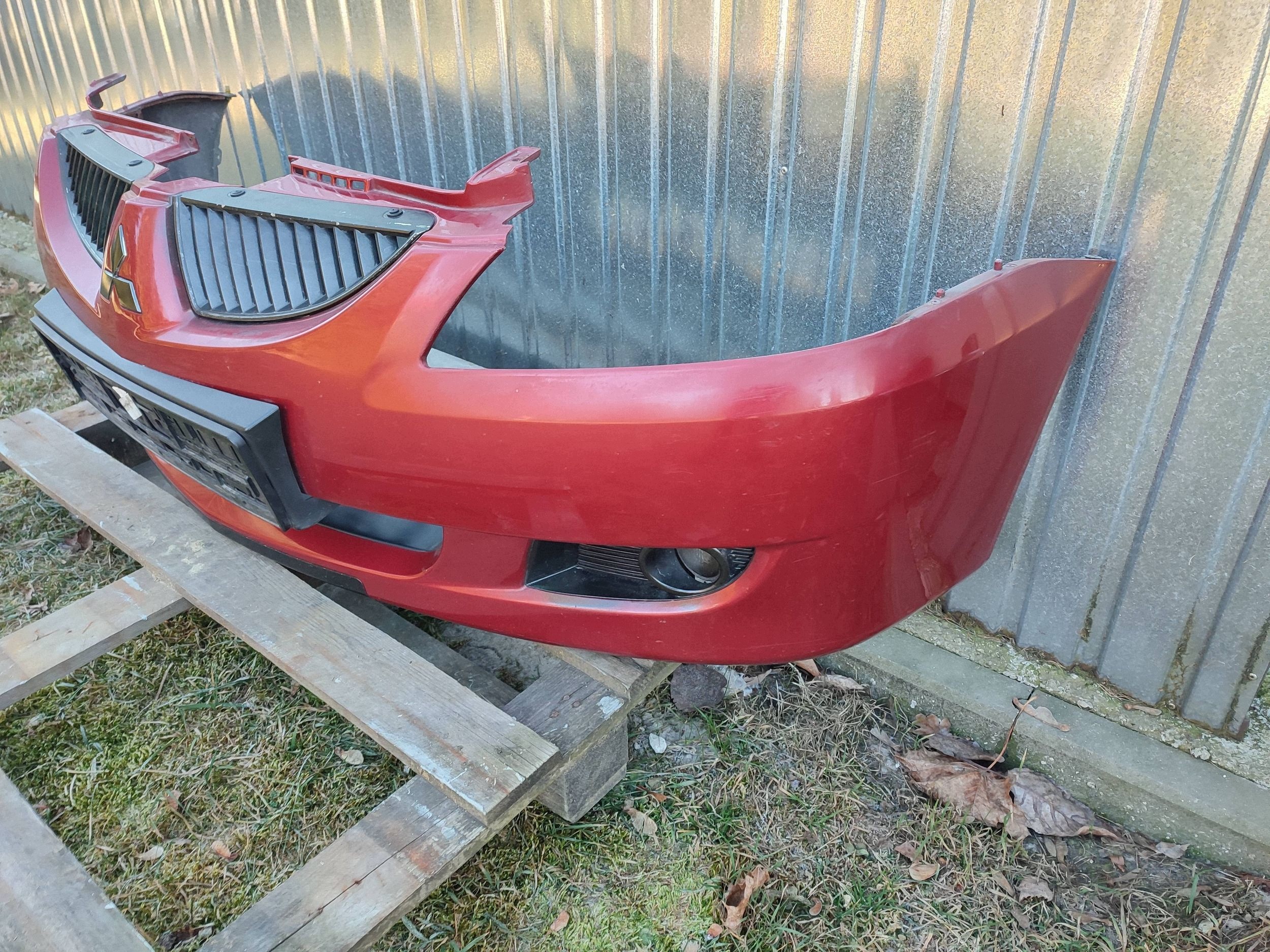 paraurti anteriore Mitsubishi Lancer
