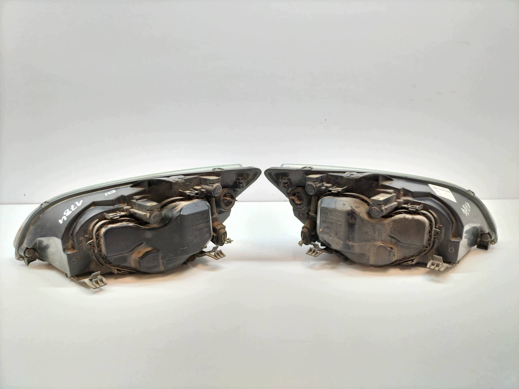 light front KOMPLET before LIFT black, Ford Focus Mk2 (2004-2011)