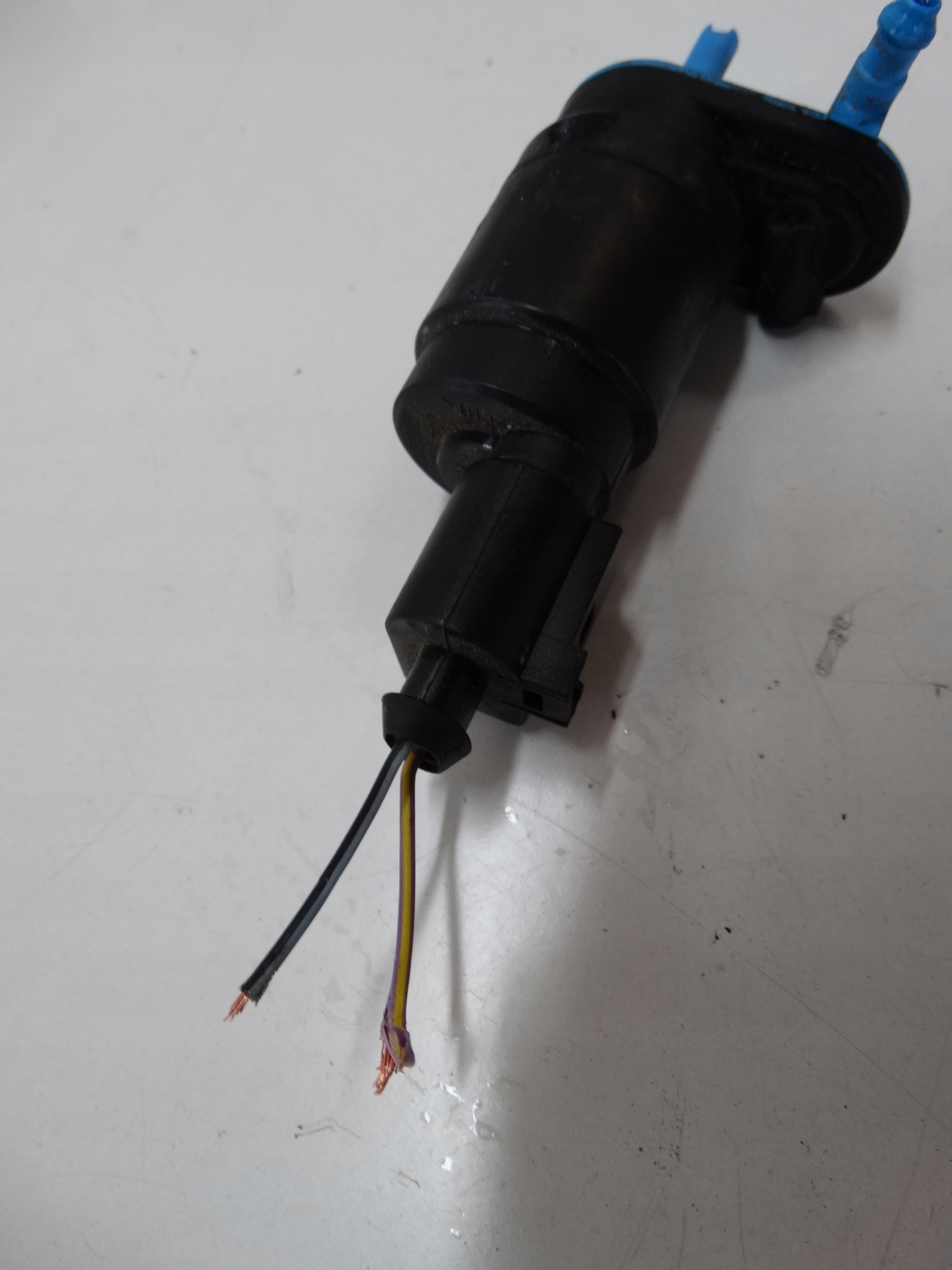 pump washers MERCEDES W169 2108691021