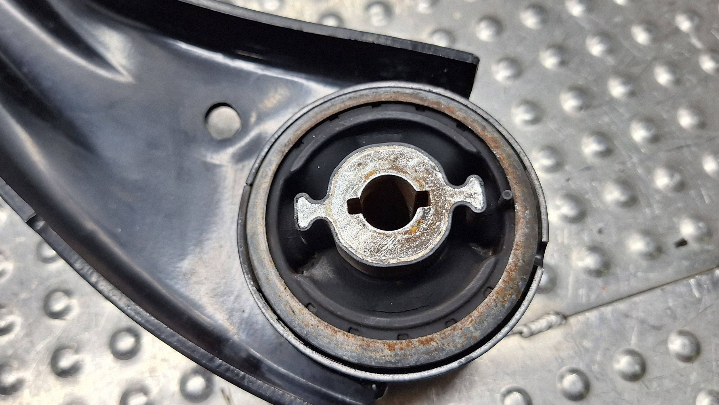 arm left front JX61-3A424-CEB FORD FOCUS MK4