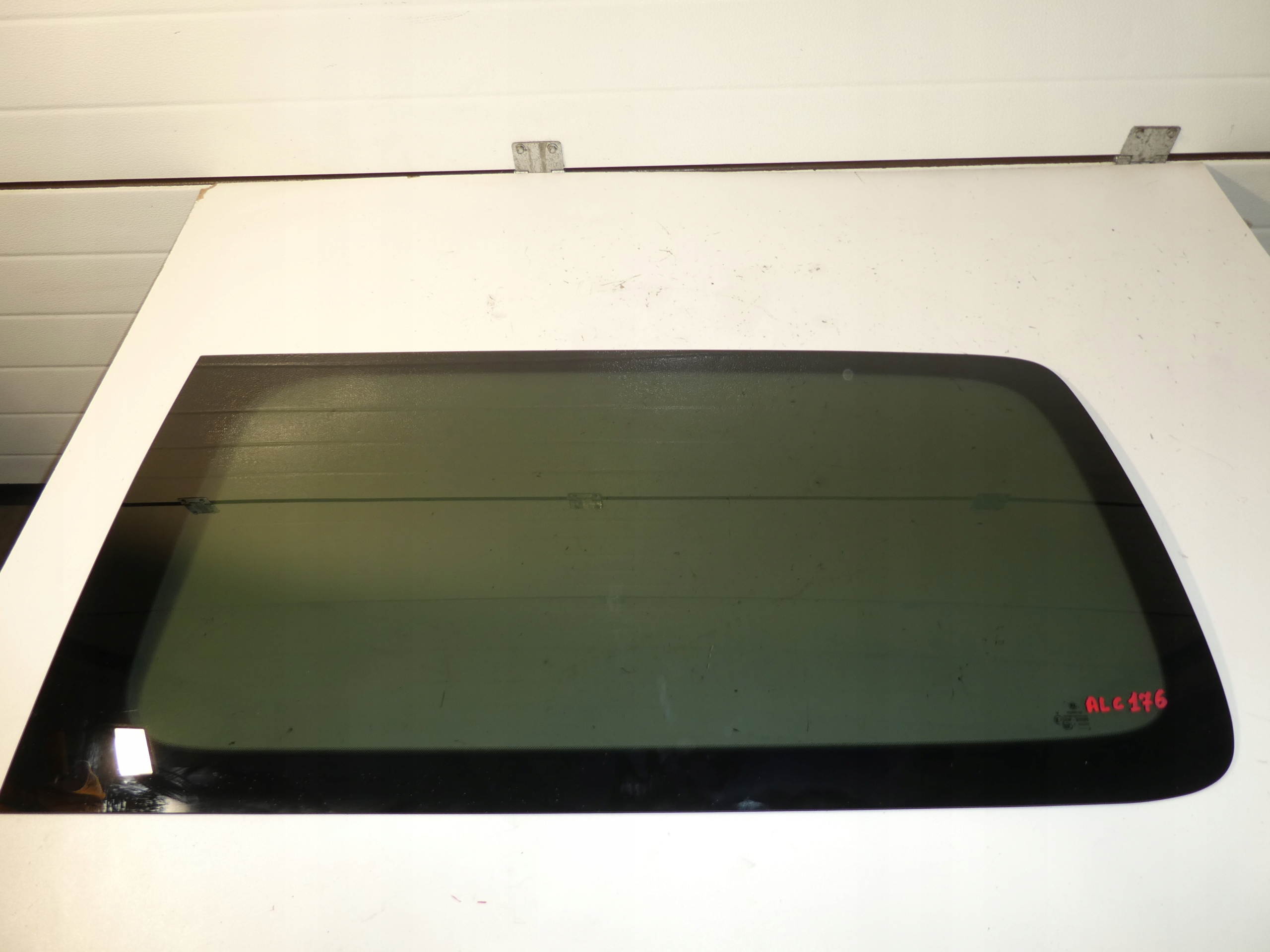 window side left VW T6