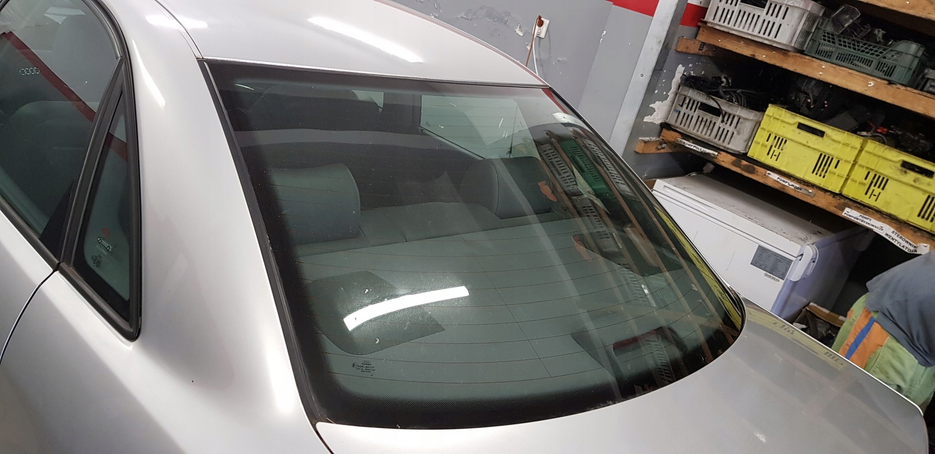 SZYBA KAROSERYJNA TYŁ AUDI A4 B5 FL LIFT 95-01