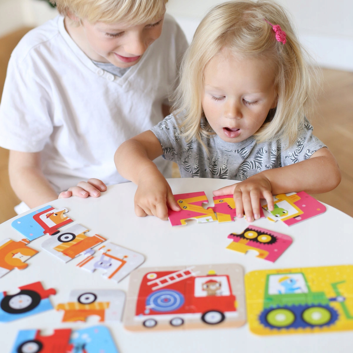 CZUCZU PUZZLE UKŁADAM POJAZDY 20ELEMENTÓW 2+ Kolekcja Układam