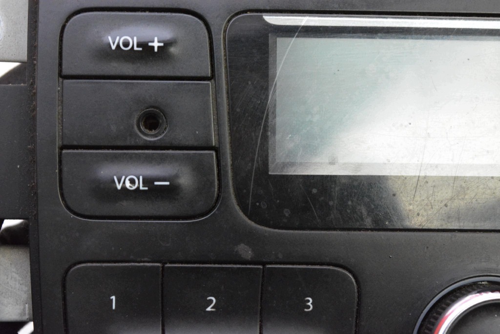 RADIO Radio AUX USB BLUETOOTH 281154759R DACIA DOKKER 12-17