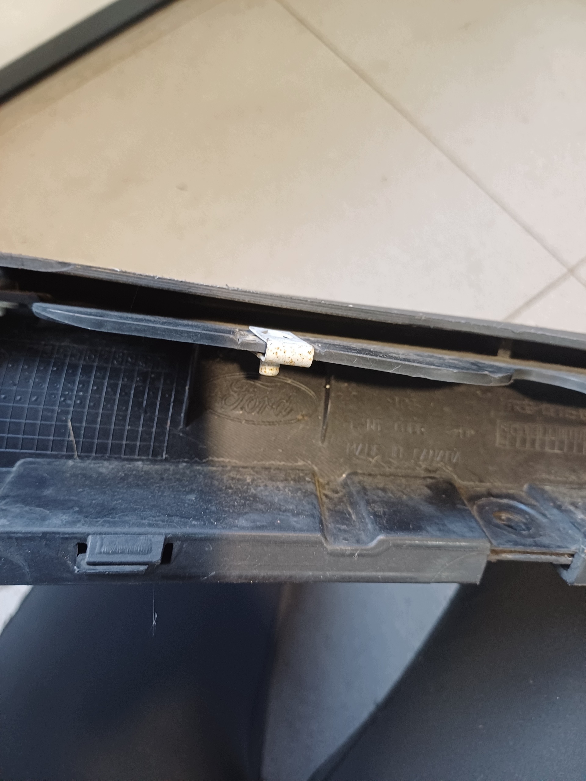 SPOILER of a bumper front front FORD MUSTANG 6 VI FR3B-17F775-B