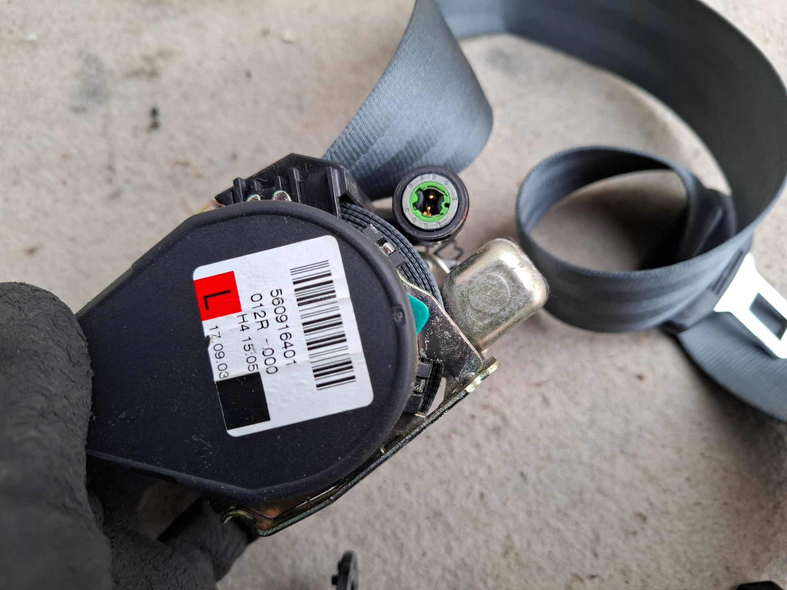 AUDI TT 8N COUPE tension belt safety left front front grey
