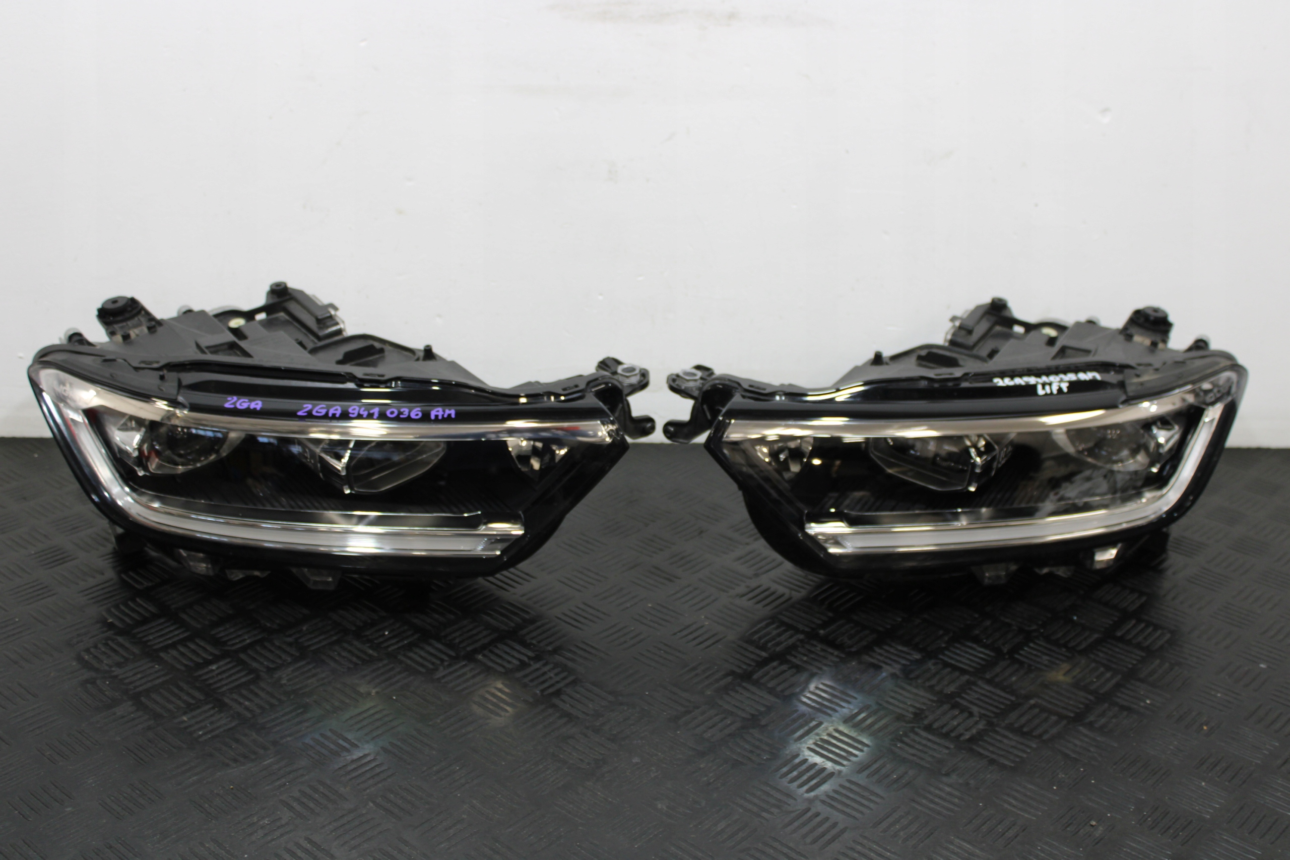 lights light front front LED 2GA941036AM 2GA941035AM VW T-ROC 2GA LIFT FL