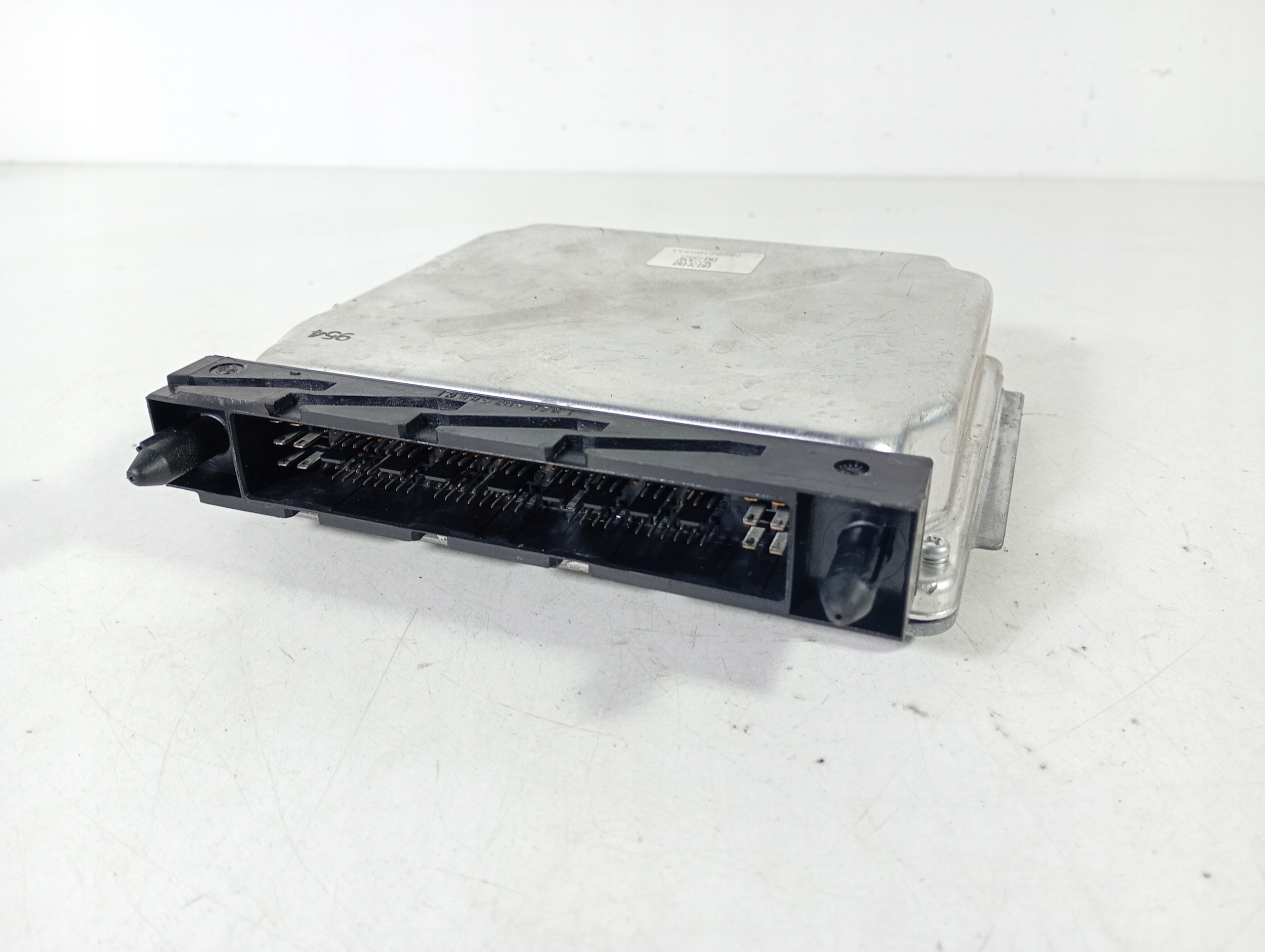 Volvo S60 00-10 computer control unit of the engine OE 30684377A