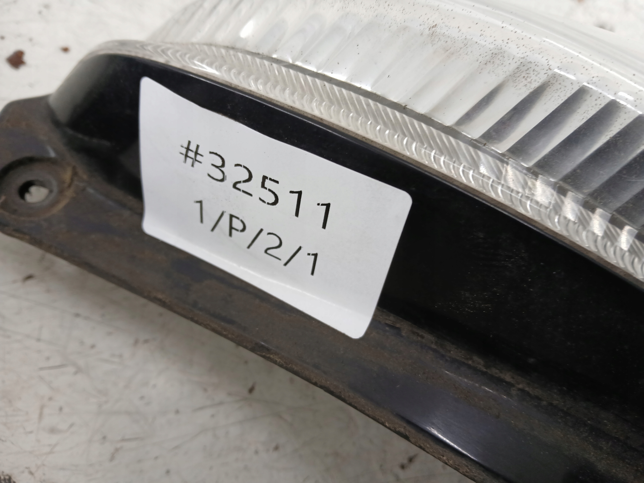SUZUKI LIANA and LIFT light right rear part