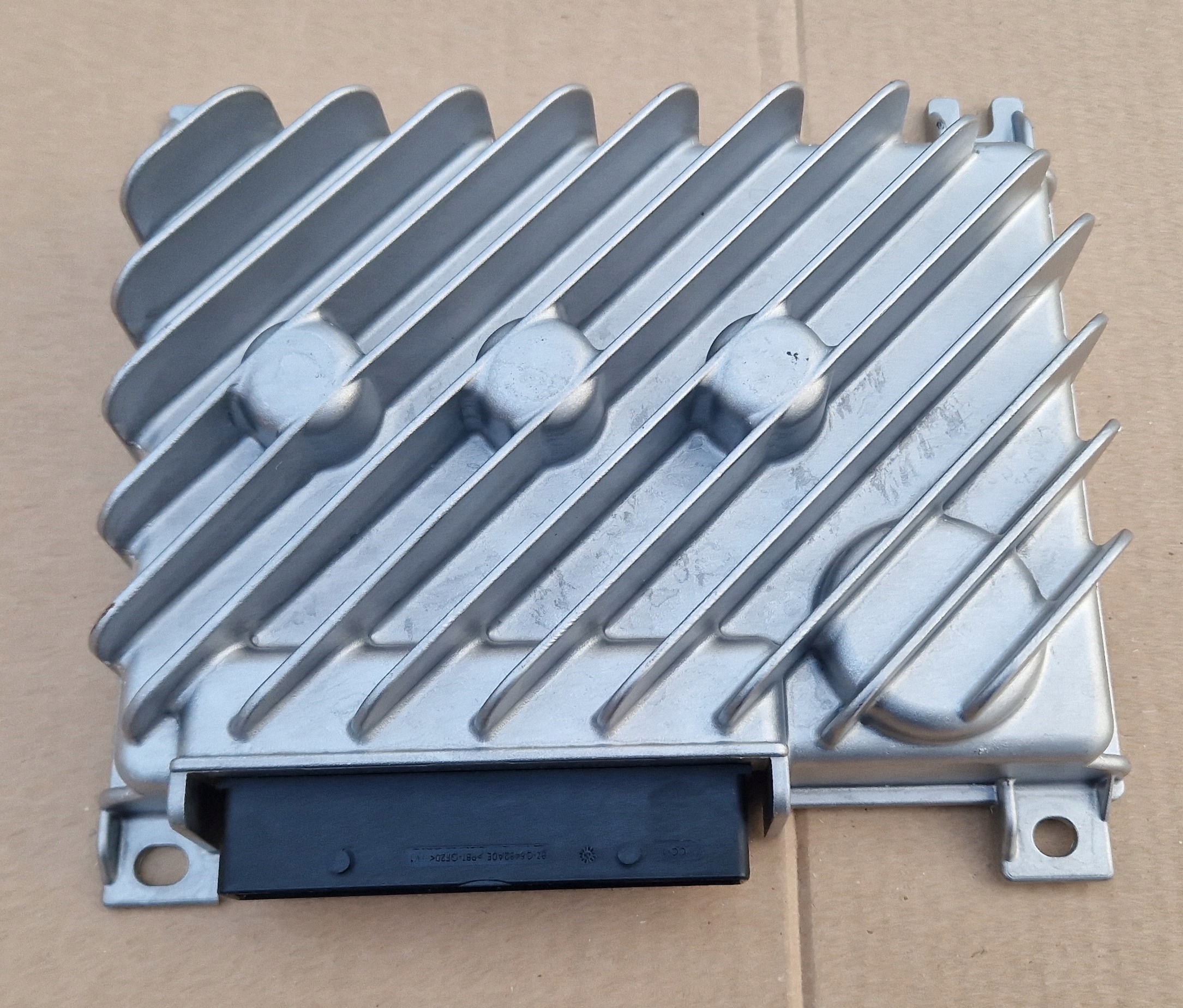 amplifier 5H0035456A VW SKODA original new