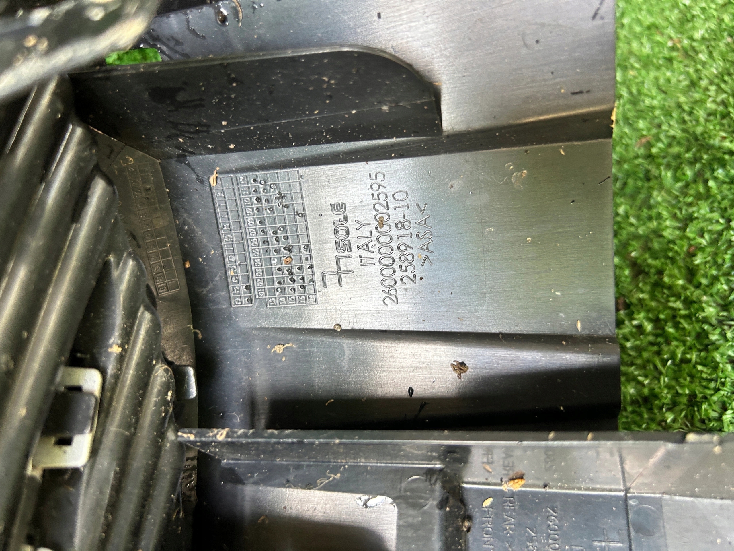 Mini Cooper One GRIGLIA Anteriore 258918-10