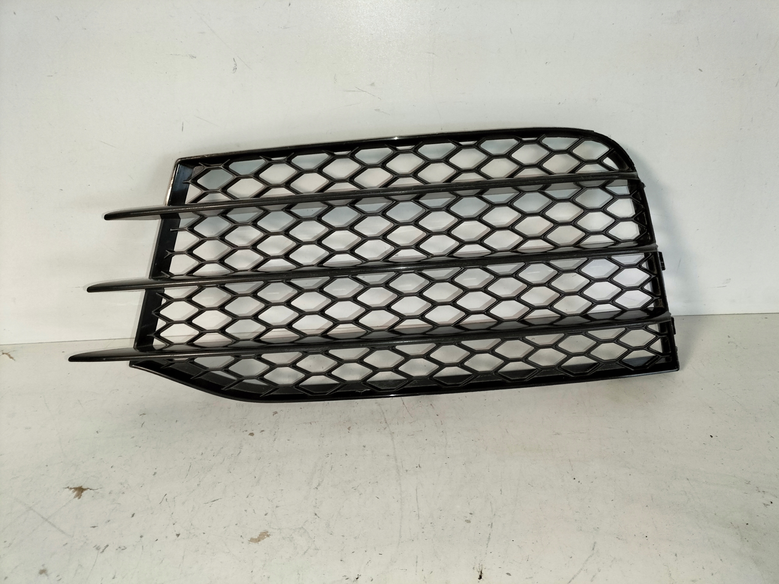 grille grid of a bumper front left AUDI TT RS 8J 06-14