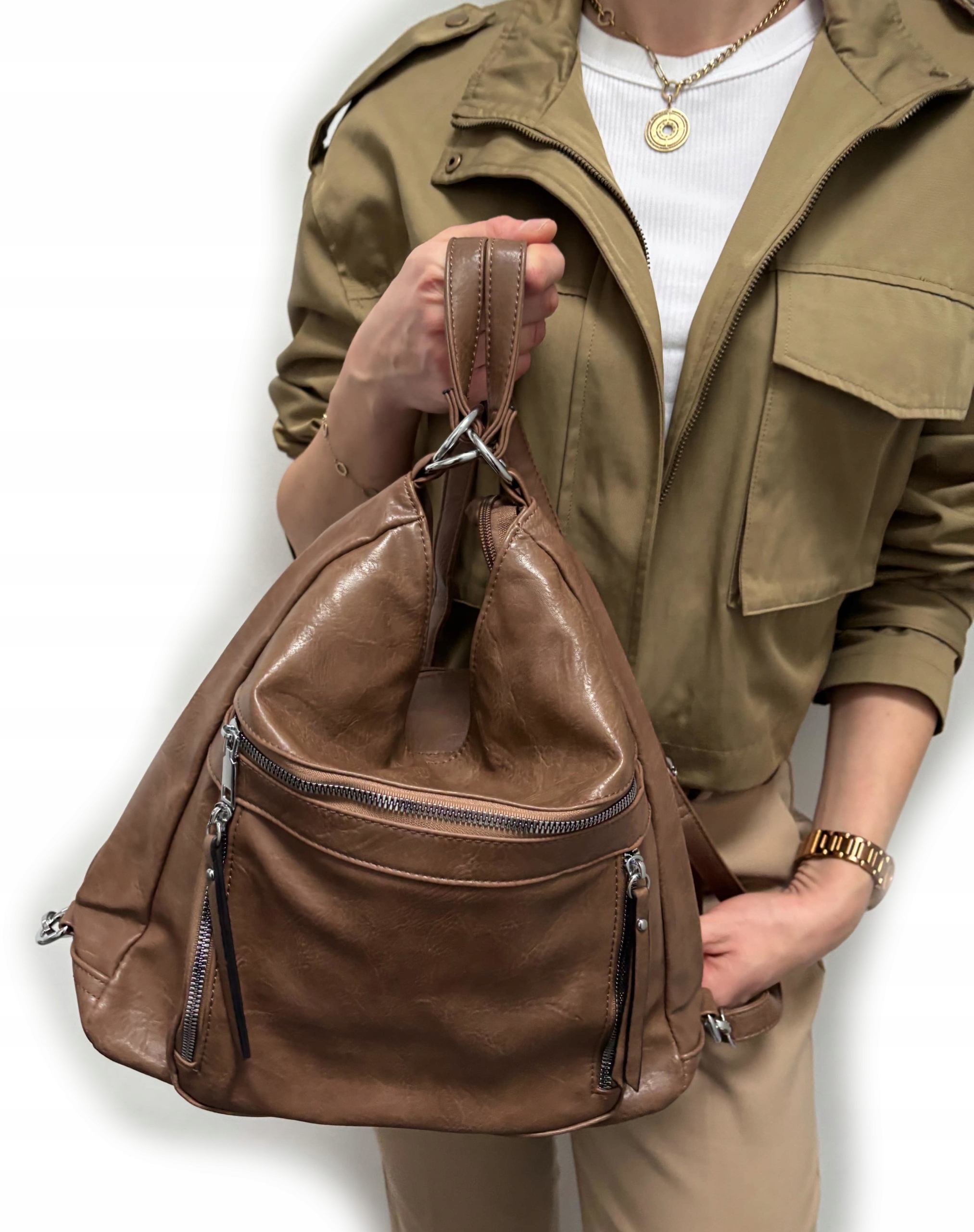 CZARNA torebka damska WOREK PLECAK dużo kieszonek Model WOREK / PLECAK