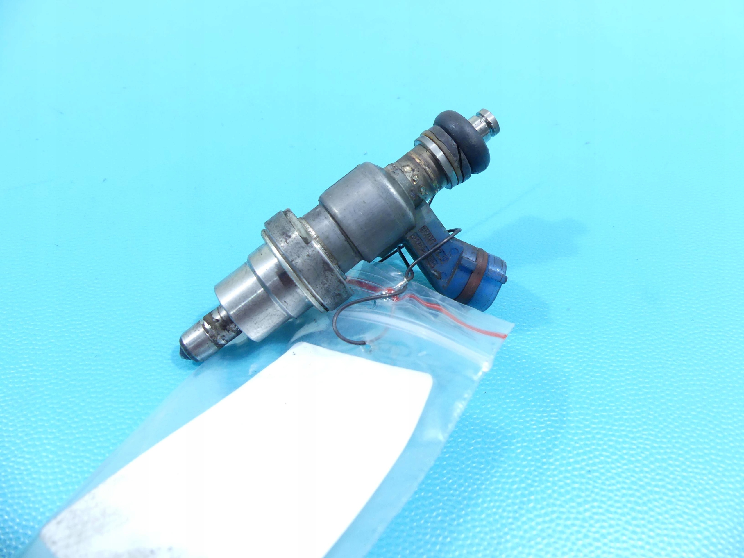 WTRYSKIWACZ TOYOTA AVENSIS II T25 2.0 VVTI 147KM