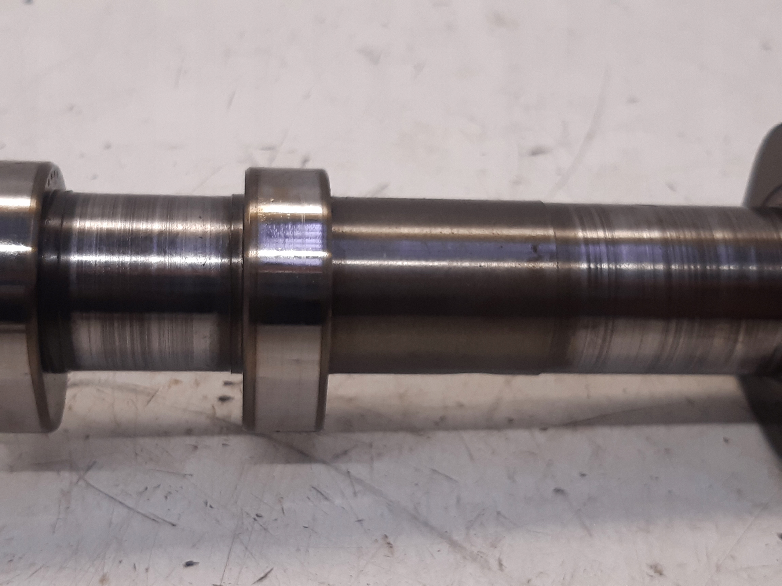 cam exhaust 06H102H Audi A4 B8