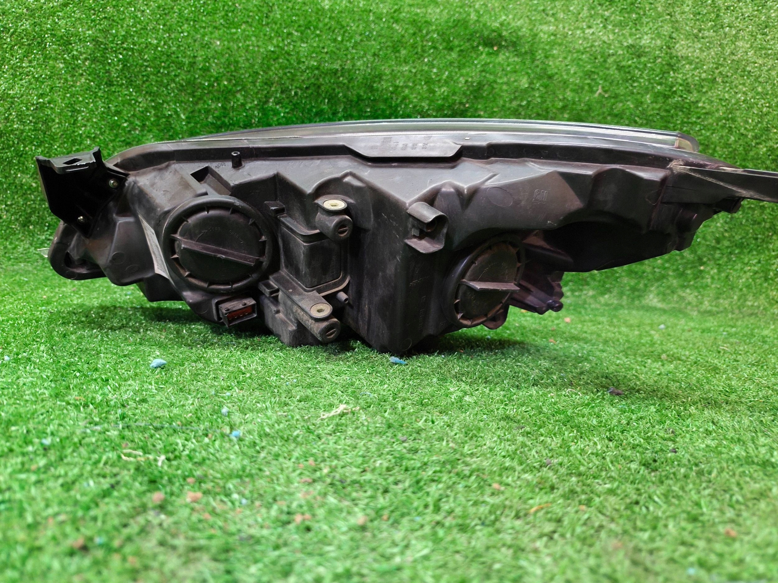 REFLEKTOR right front OPEL ASTRA J IV 09- NR.R1417