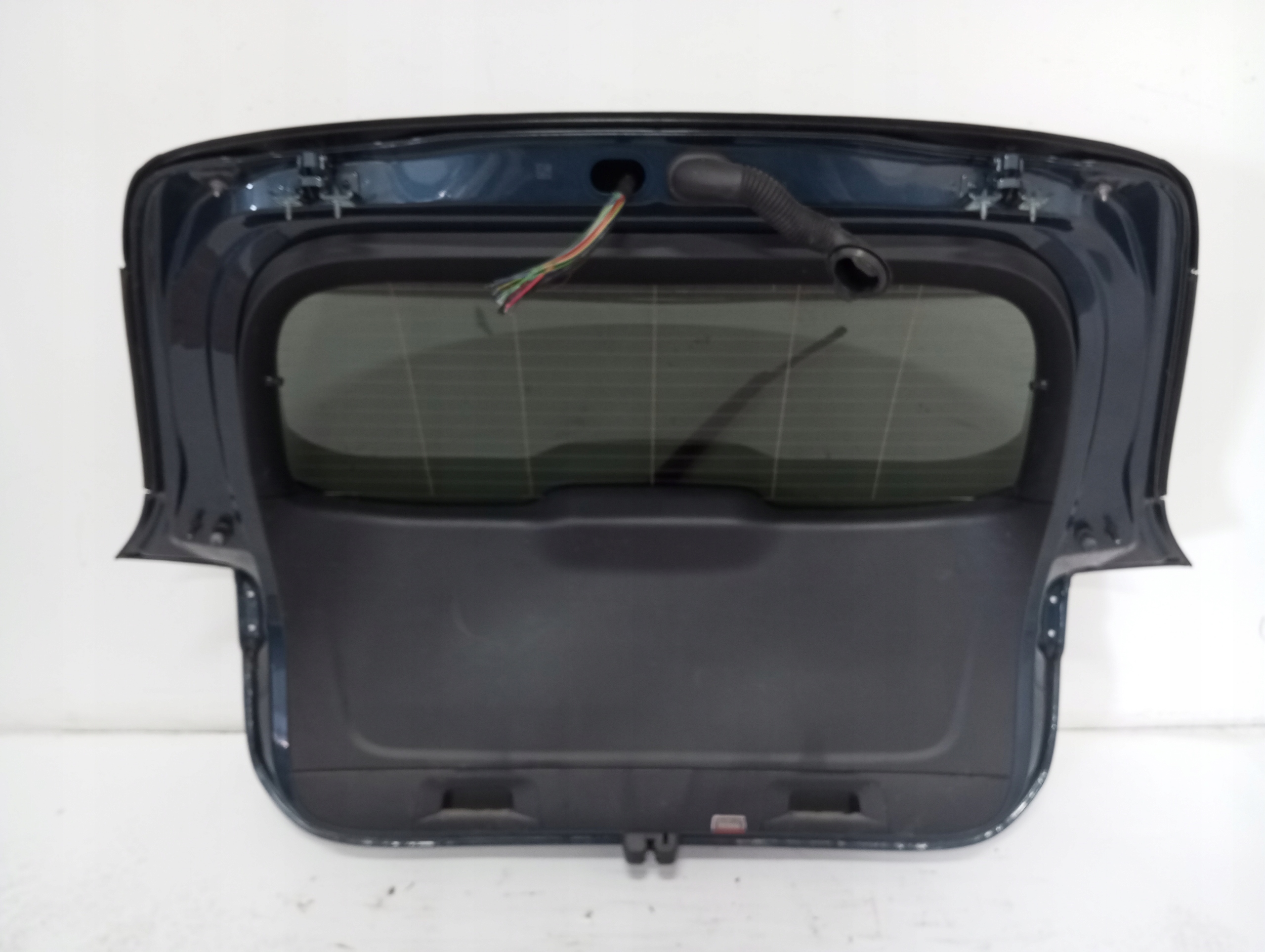 boot door rear Mercedes EQA 21R below KAMERE