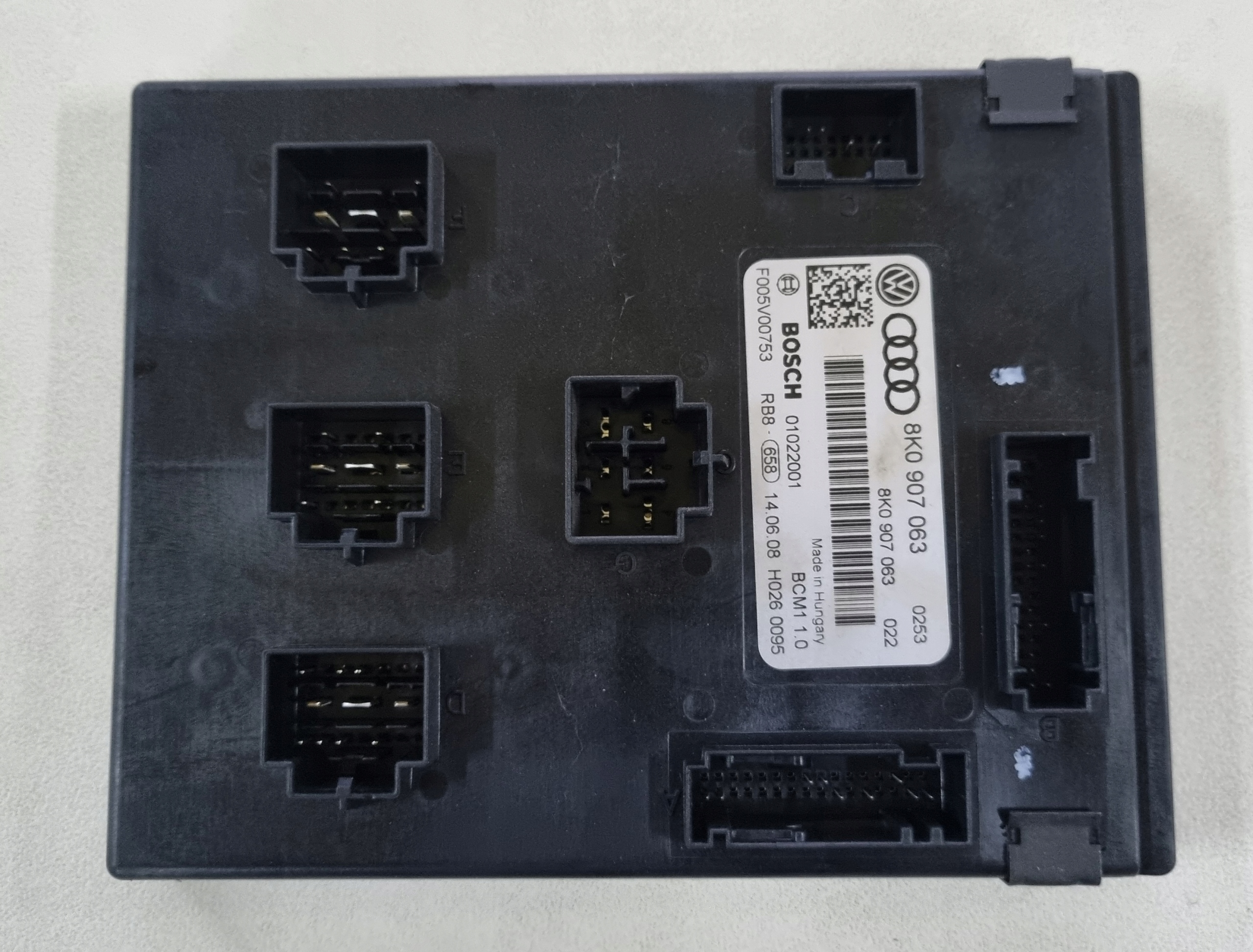 блок комфорта Audi A4 B8 8K0907063