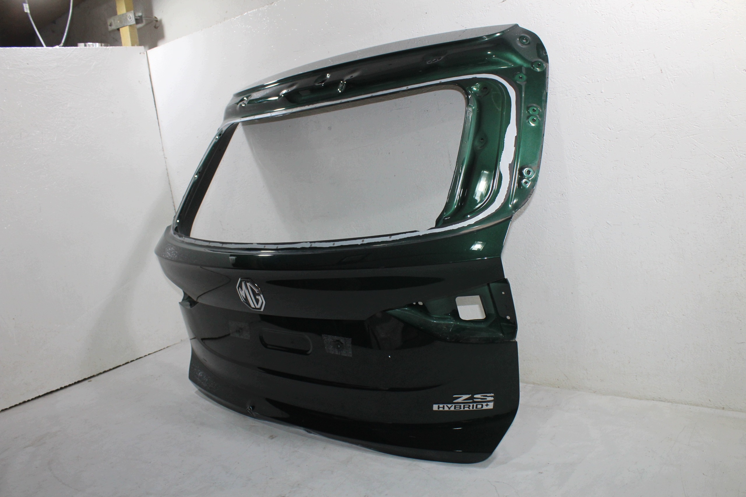 MG ZS II kapota kufru záď