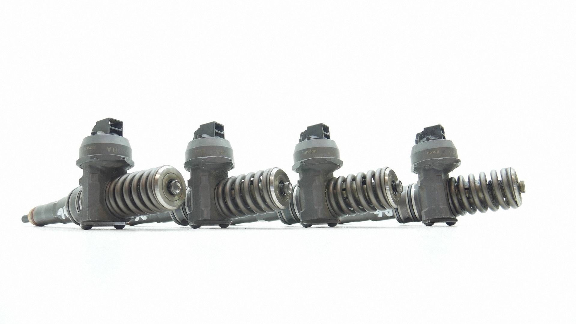 nozzle VW PASSAT B6 1.9 TDI 03813007346