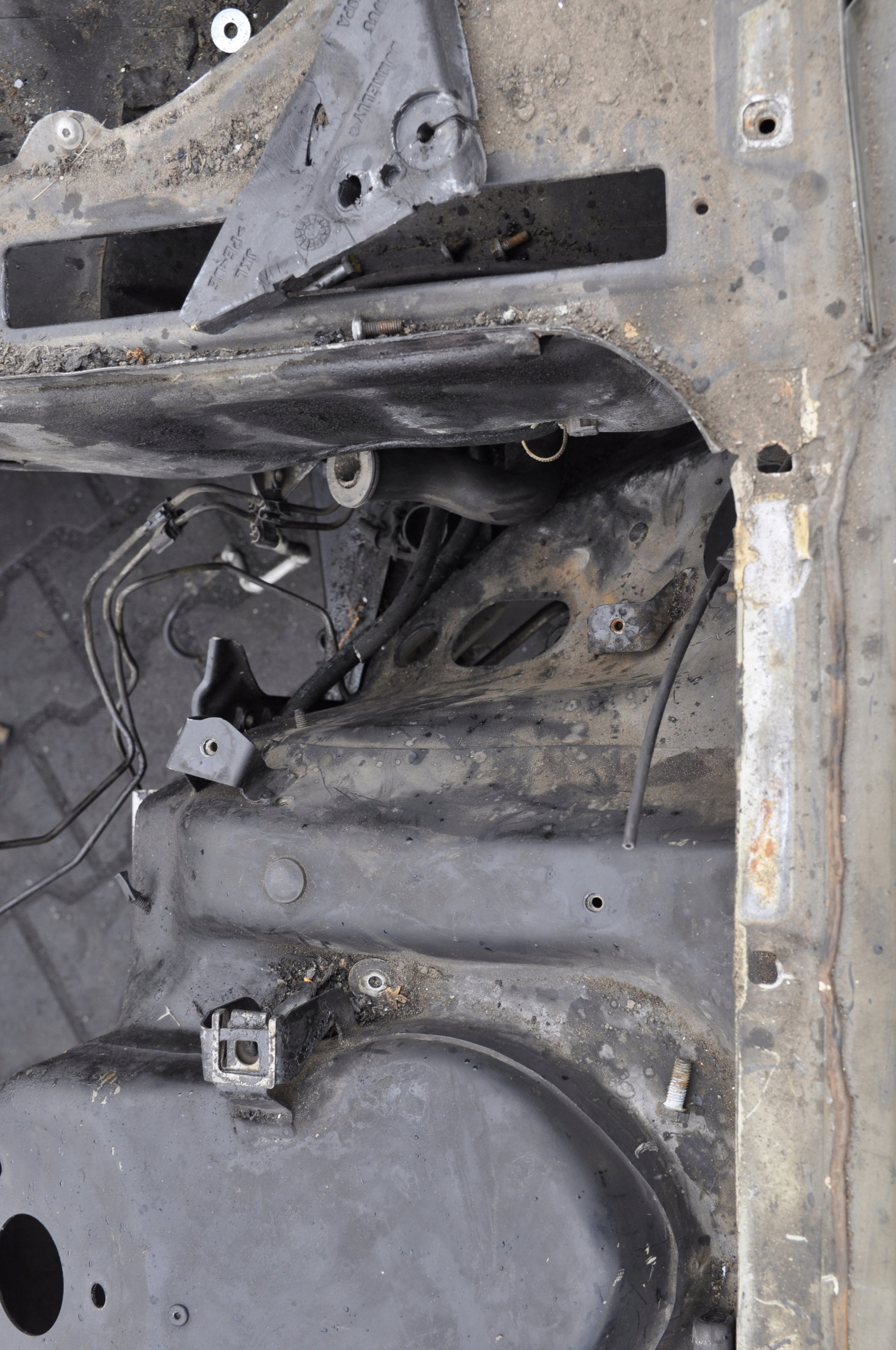 BENTLEY ARNAGE DRUGI LIFT ĆWIARTKA PODŁUŻNICA LEWA PRZÓD Typ samochodu Samochody osobowe