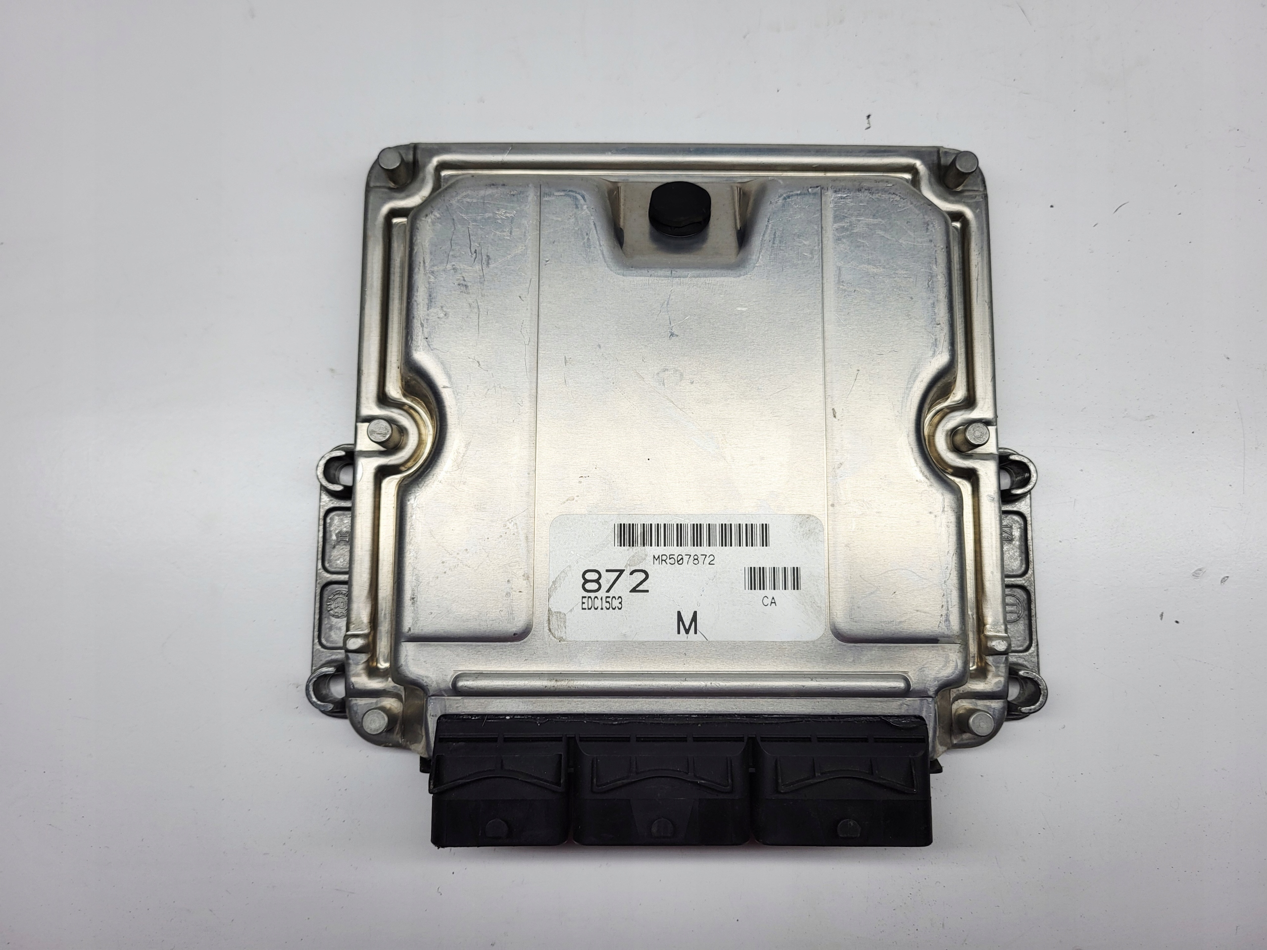 computer control unit of the engine Mitsubishi SPACE STAR 1.9 DCI 0281010438