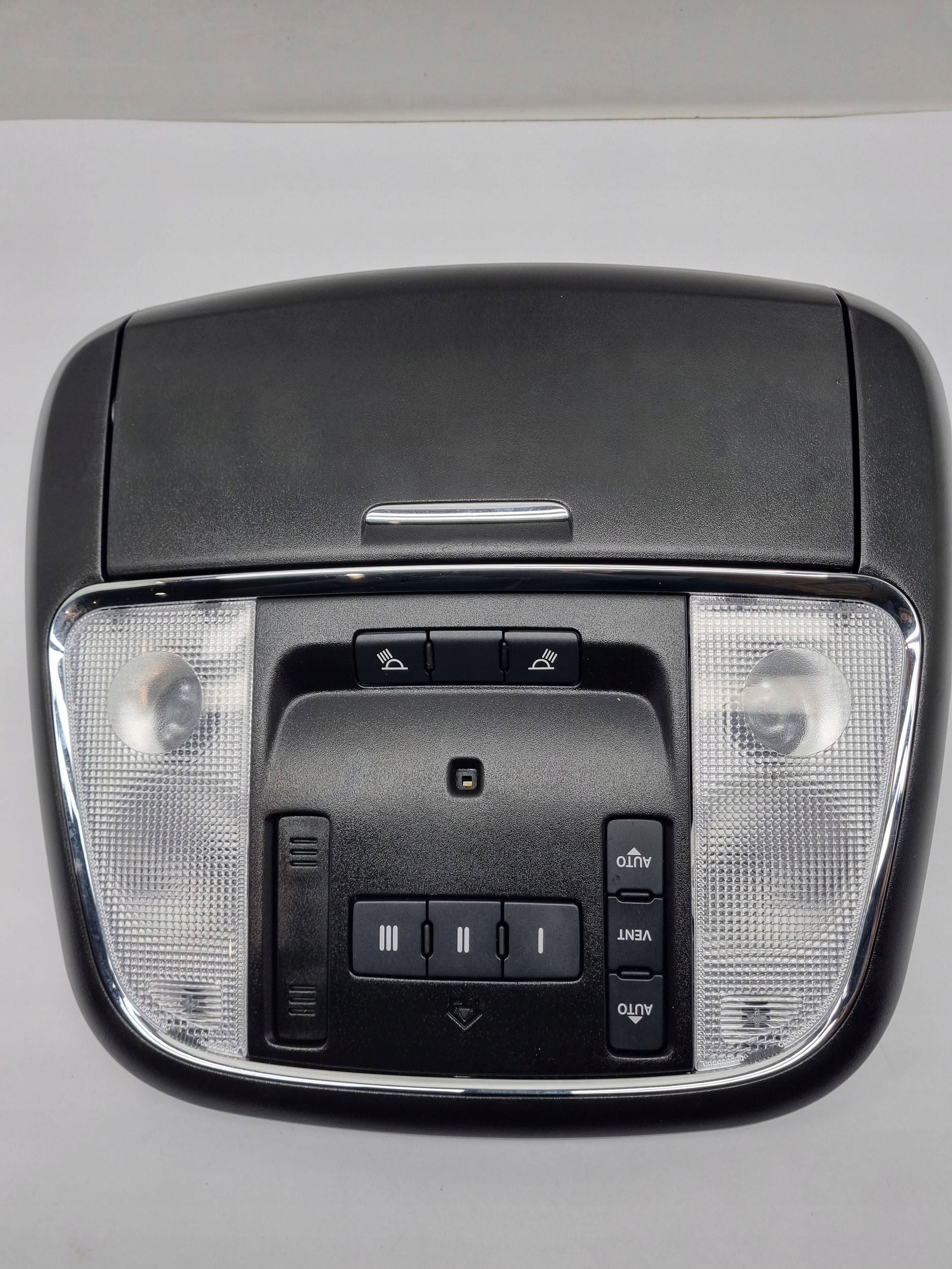 лампочка Dodge CHARGER 5PL43DX9AD