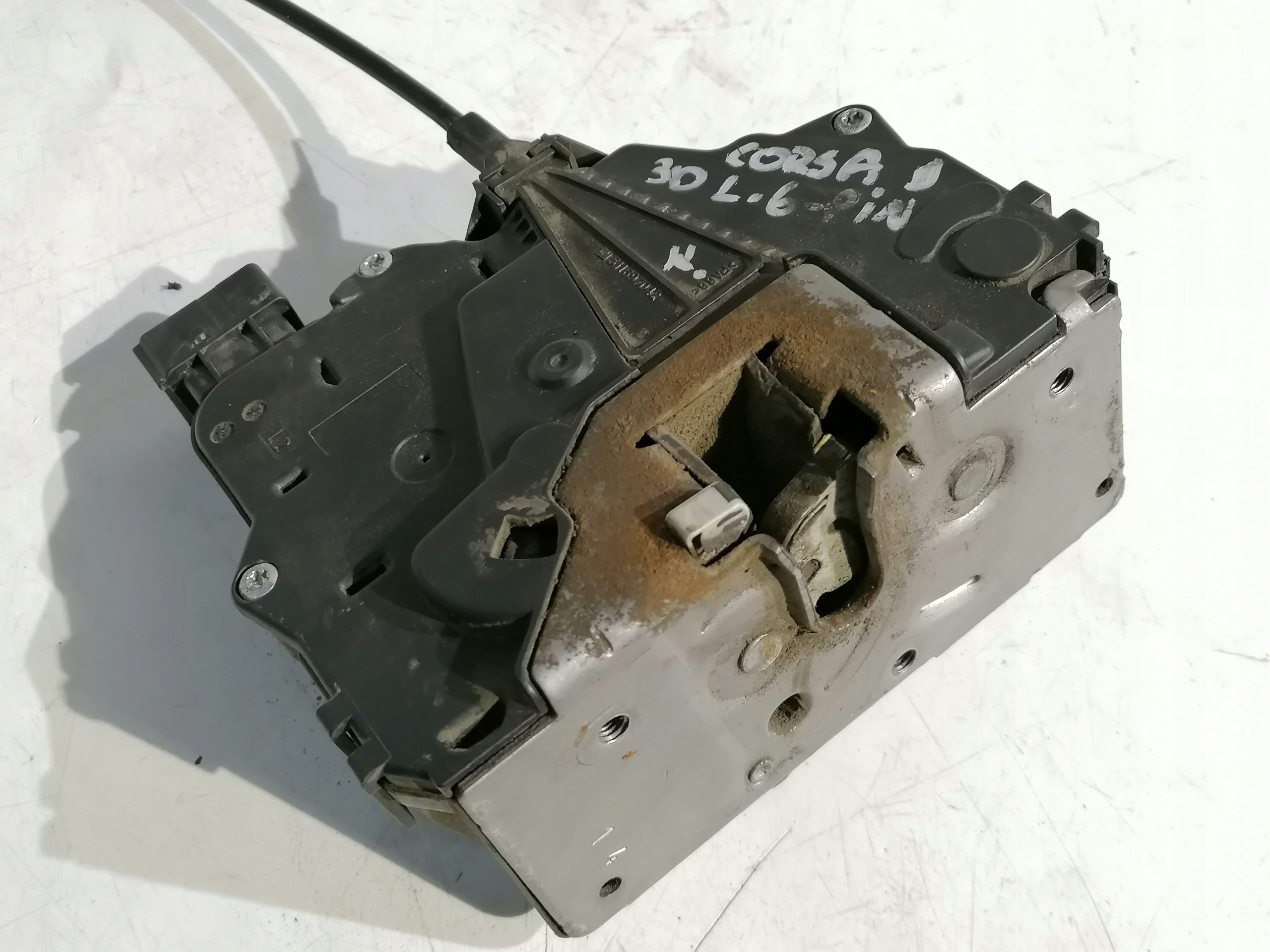 Opel Corsa D lock left front 6 PIN 13258271