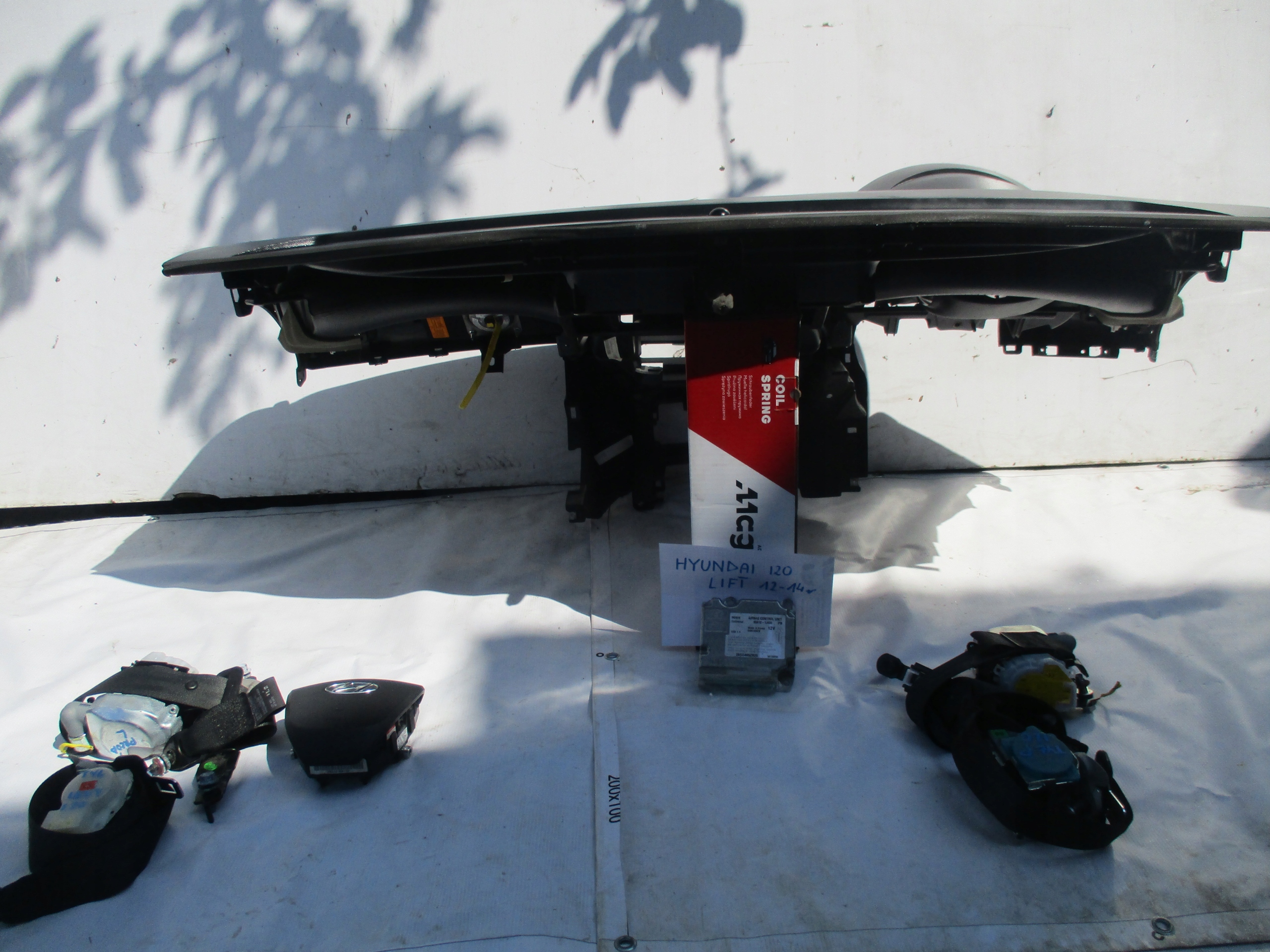 dashboard instrument panel console kpl Hyundai and 20 lift 12-14r