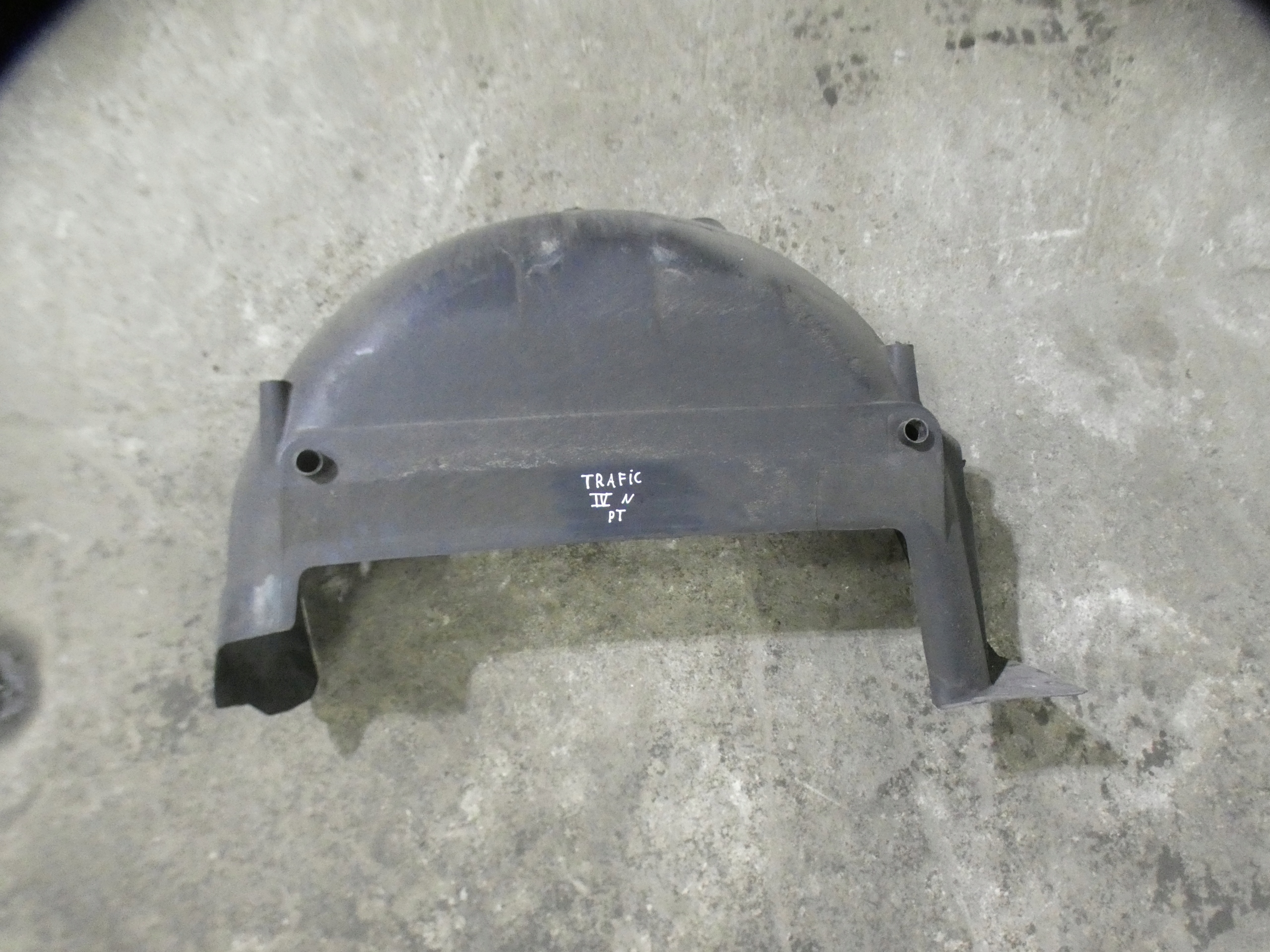 mudguard right left rear part TRAFIC VIVARO III