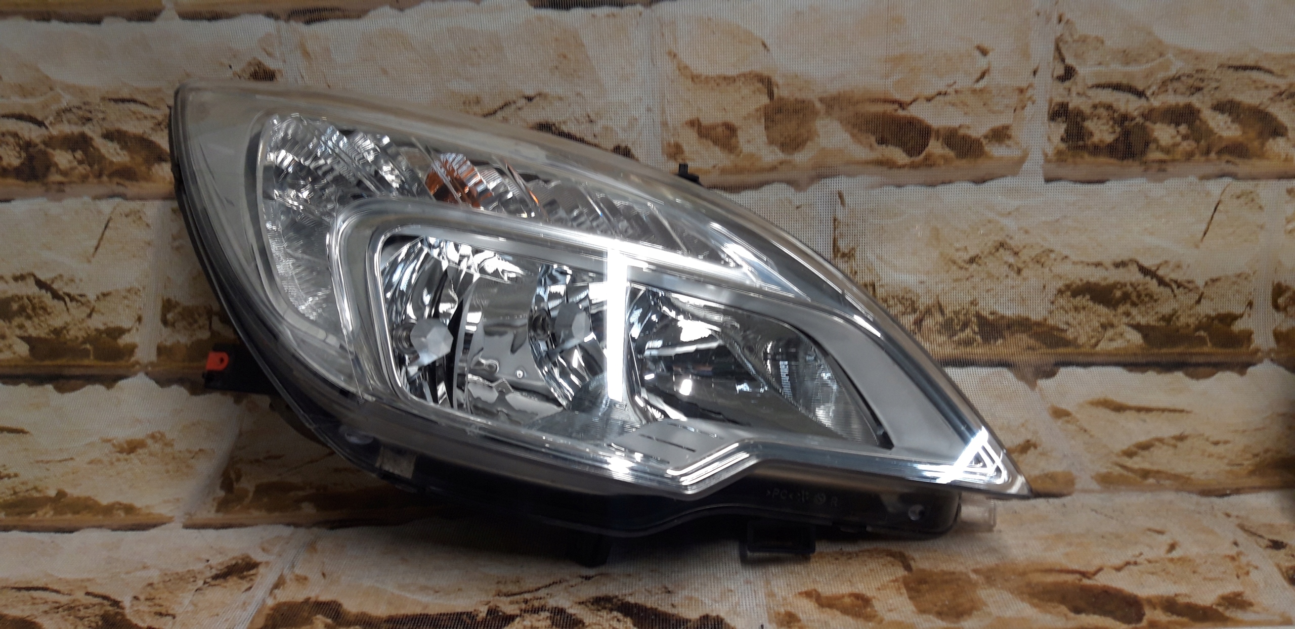 opel meriva b prawa lampa kompletna europejska