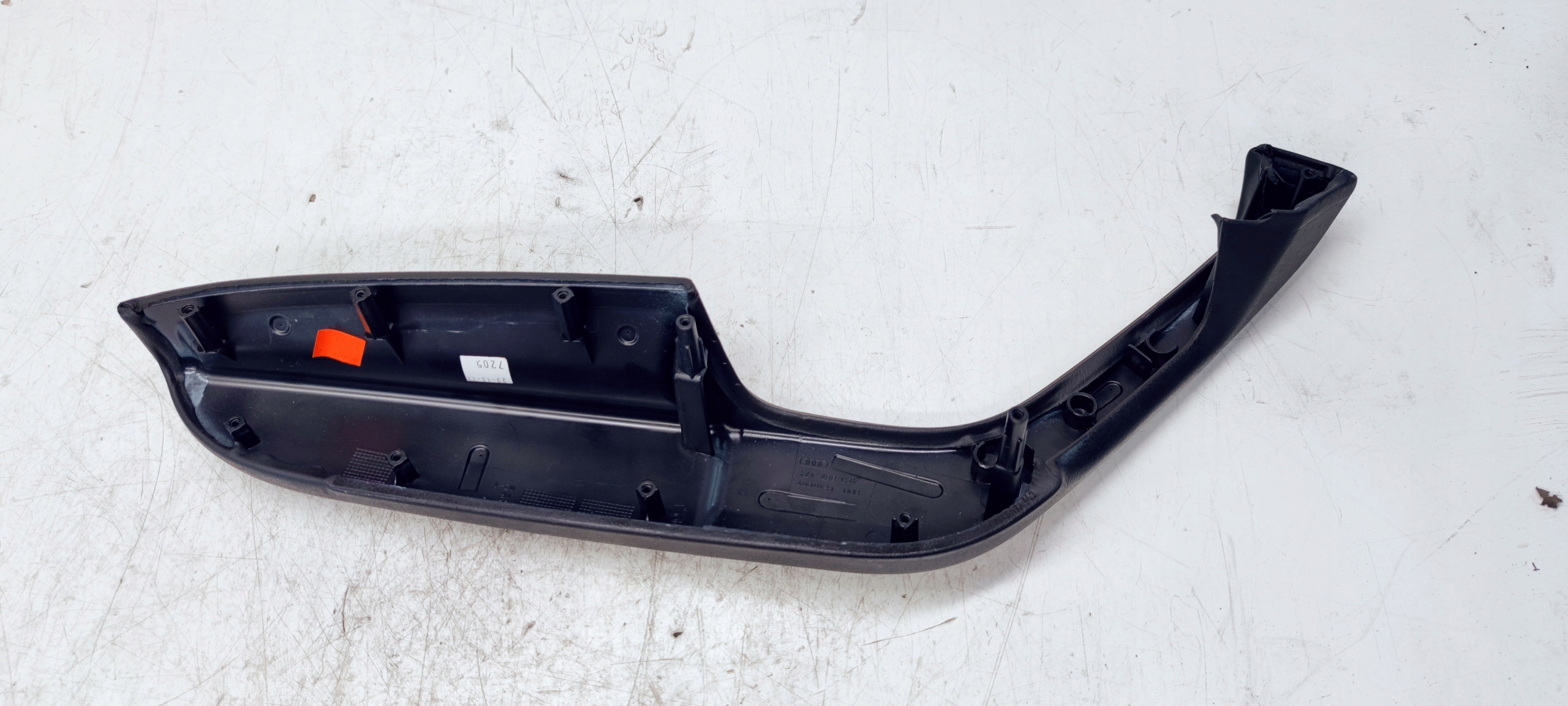 ARMLEHNE HANDGRIFF HALTEGRIFF TÜR P P AUDI A6 C7 4G0867174