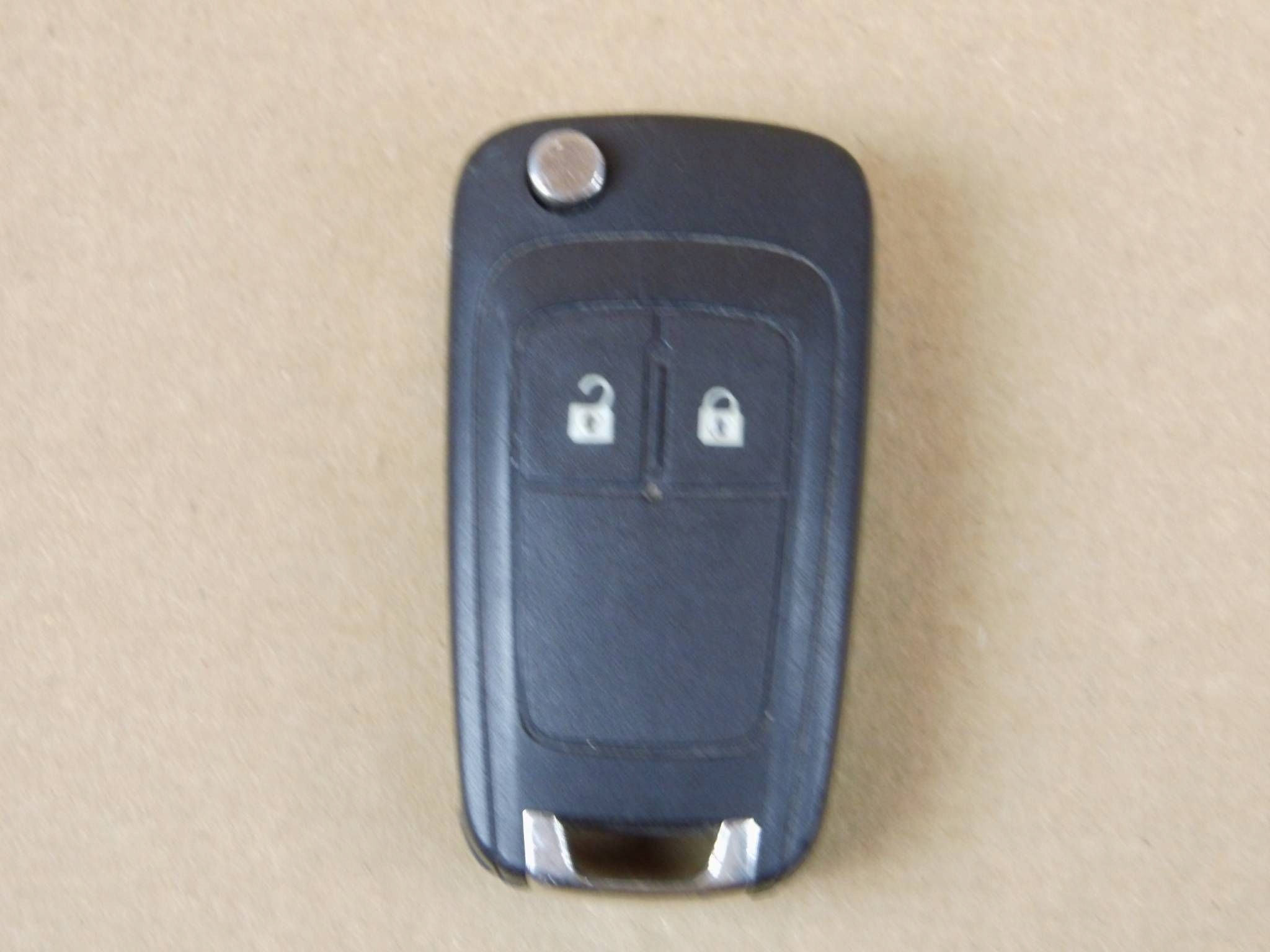 Opel Zafira C key pilot 13308185