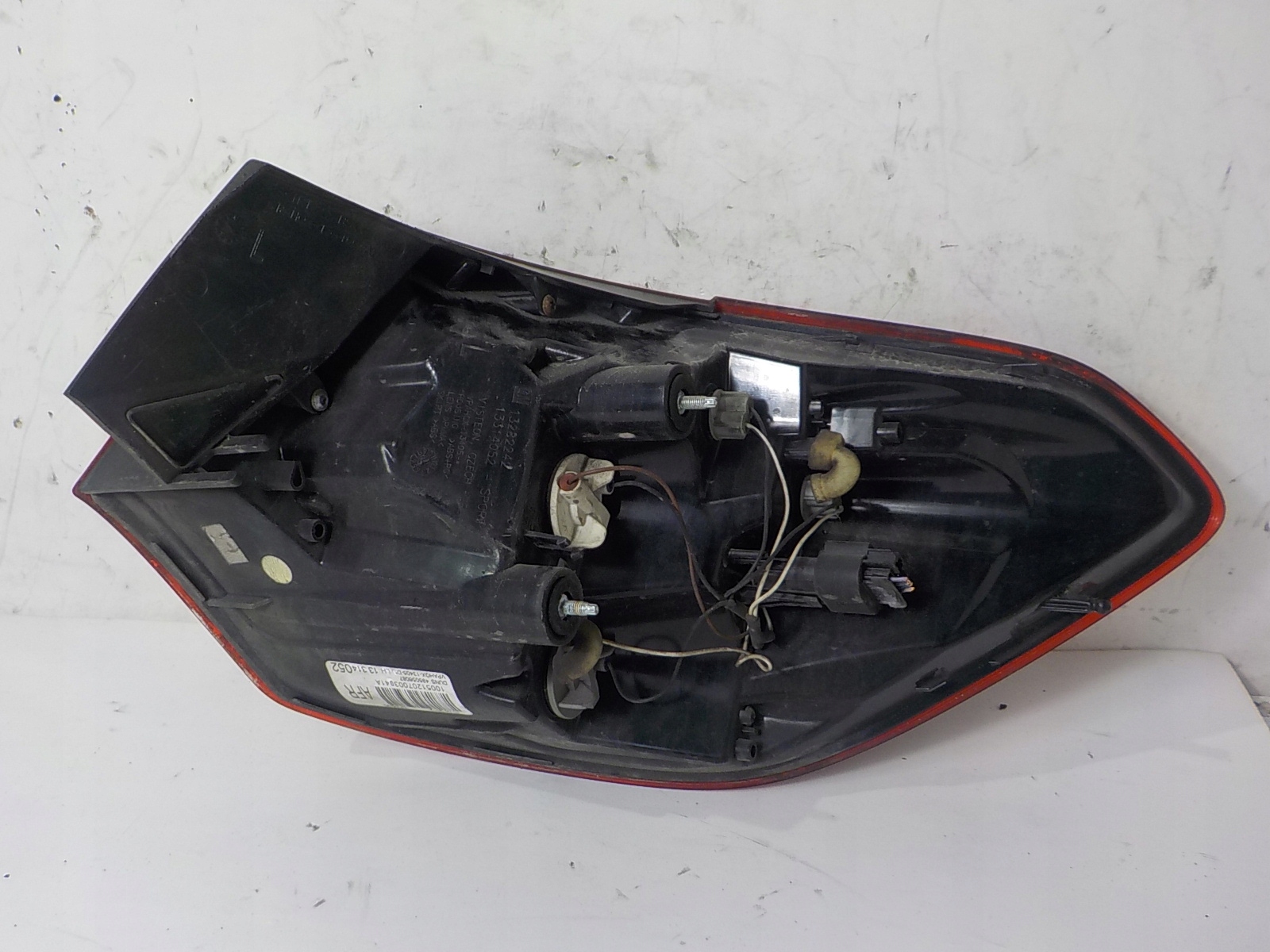 OPEL ASTRA J IV KOMBI light left rear left rear part CIEMNA 13282242