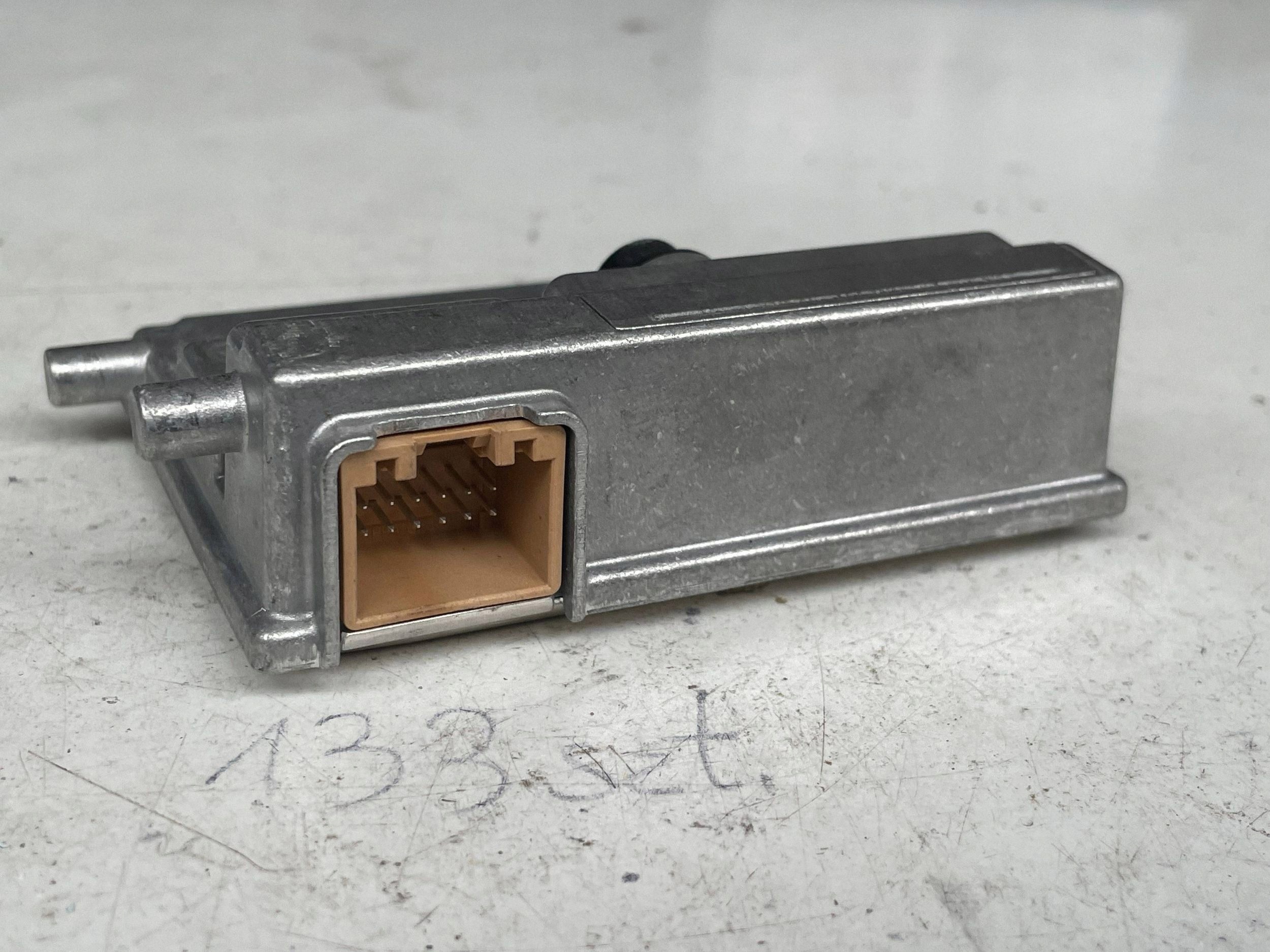 KAMERA PRZEDNIEJ windows (ADAS) AUDI A3 8Y 5WA980653D @M