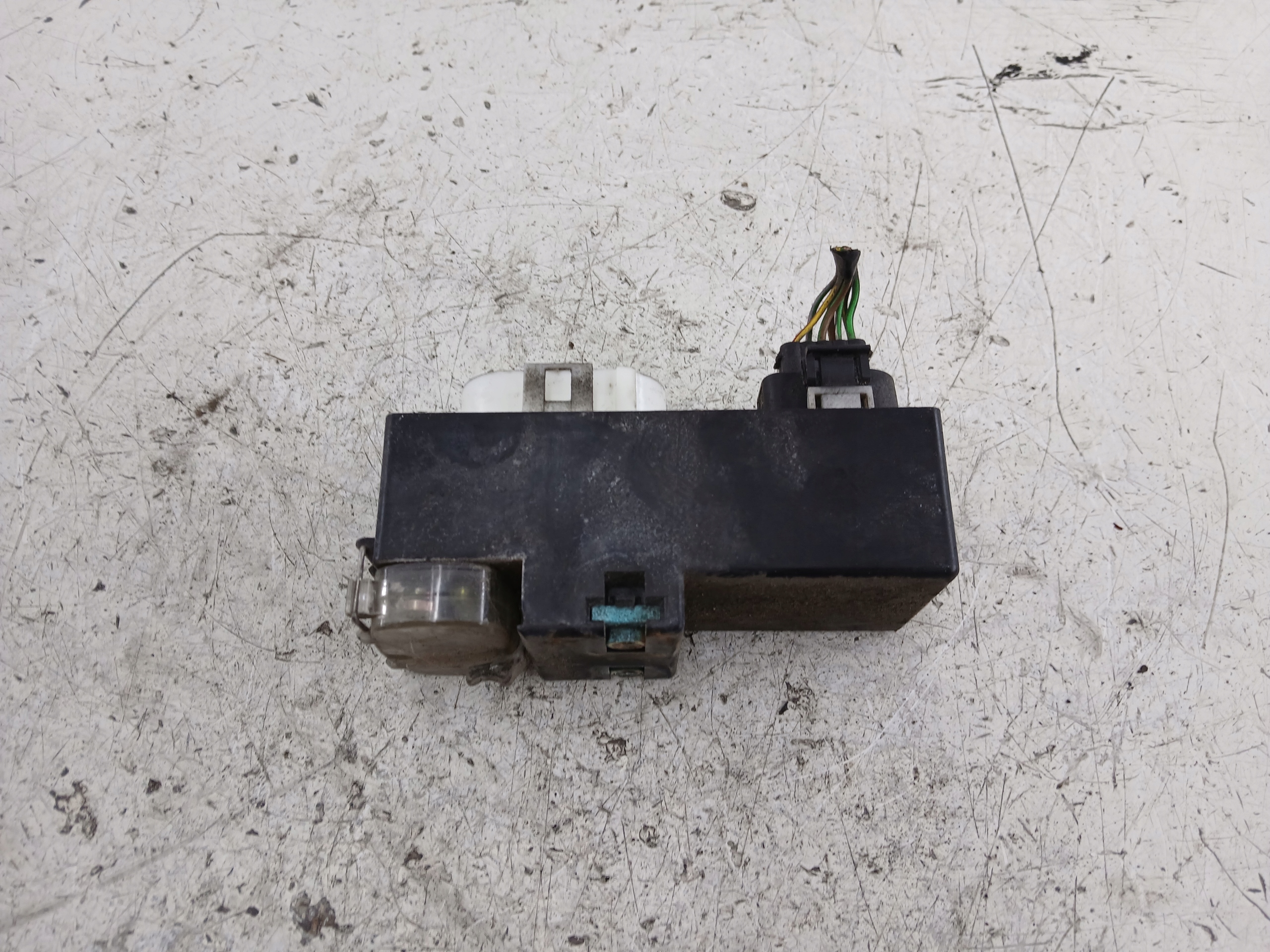 VW GOLF III Bedienteil WENTYLATORA 357919506A