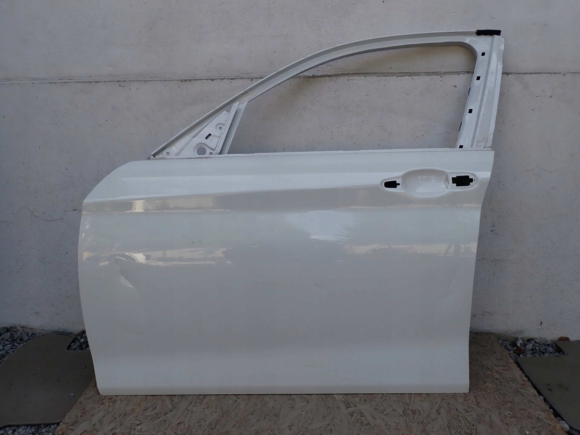 door left front left front BMW 1 F20 2011-2019R 41007284511