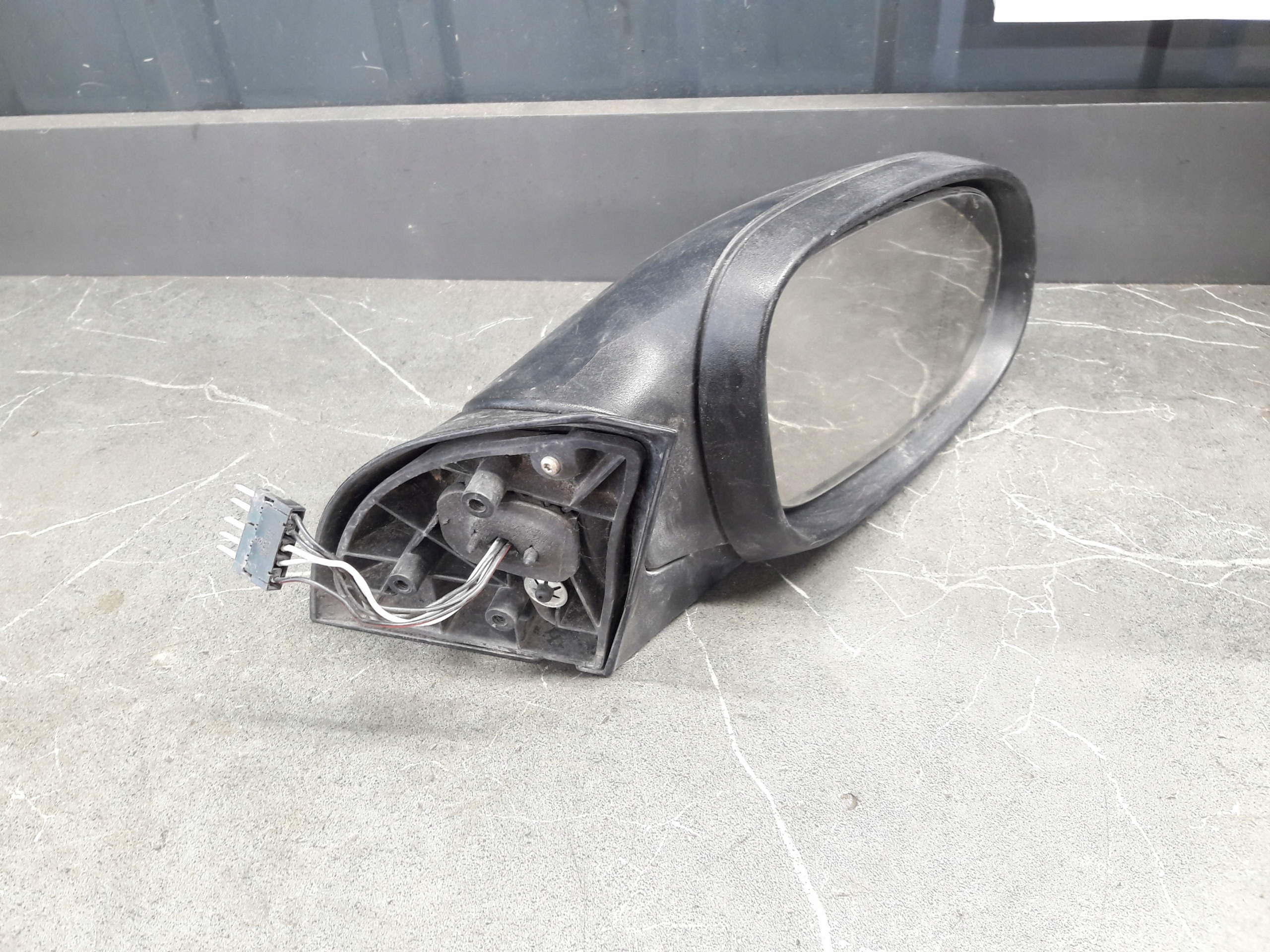 Lusterko prawe MERCEDES W168 5PIN Marka Mercedes