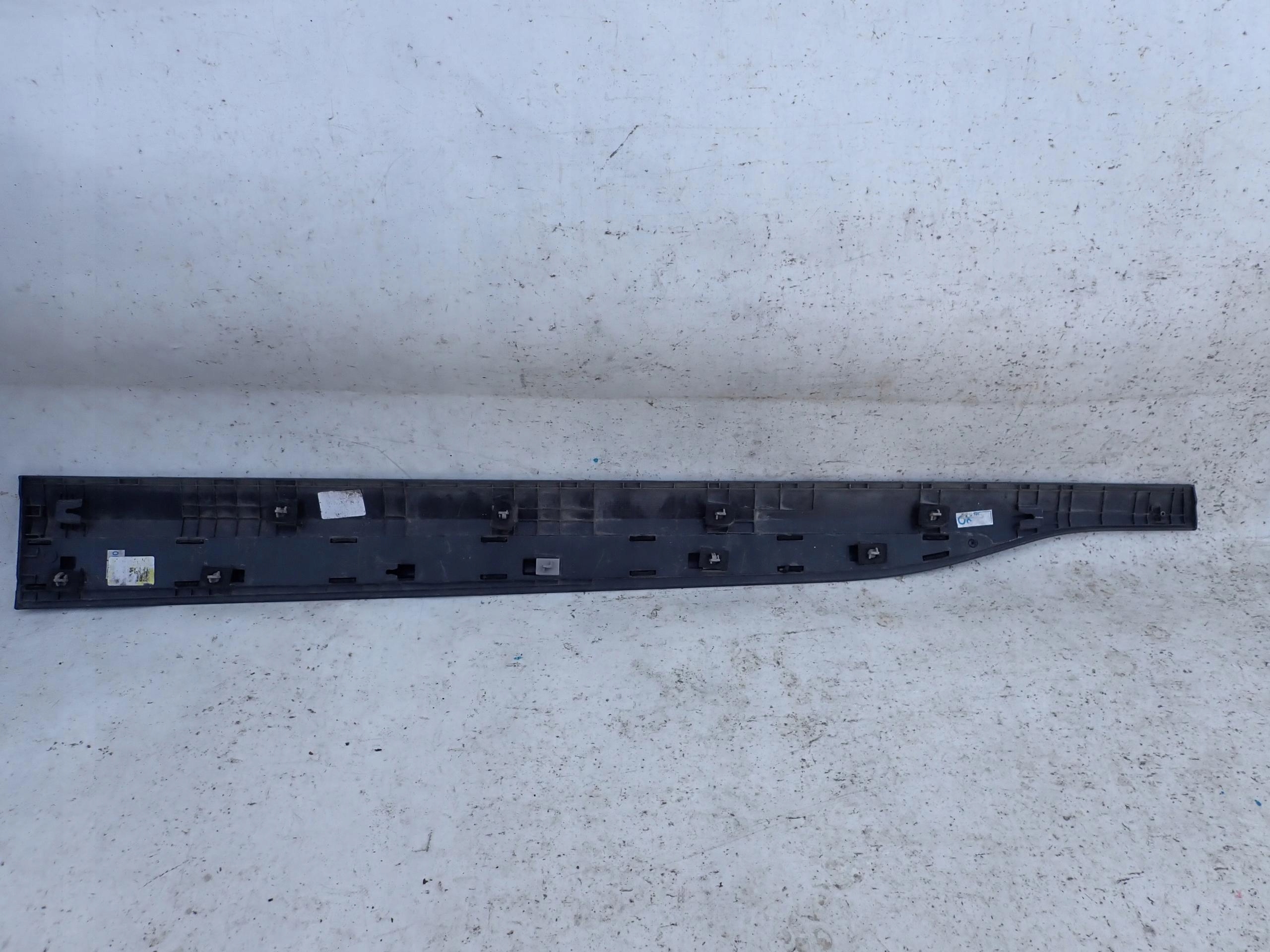 HYUNDAI KONA 17- moulding door right front