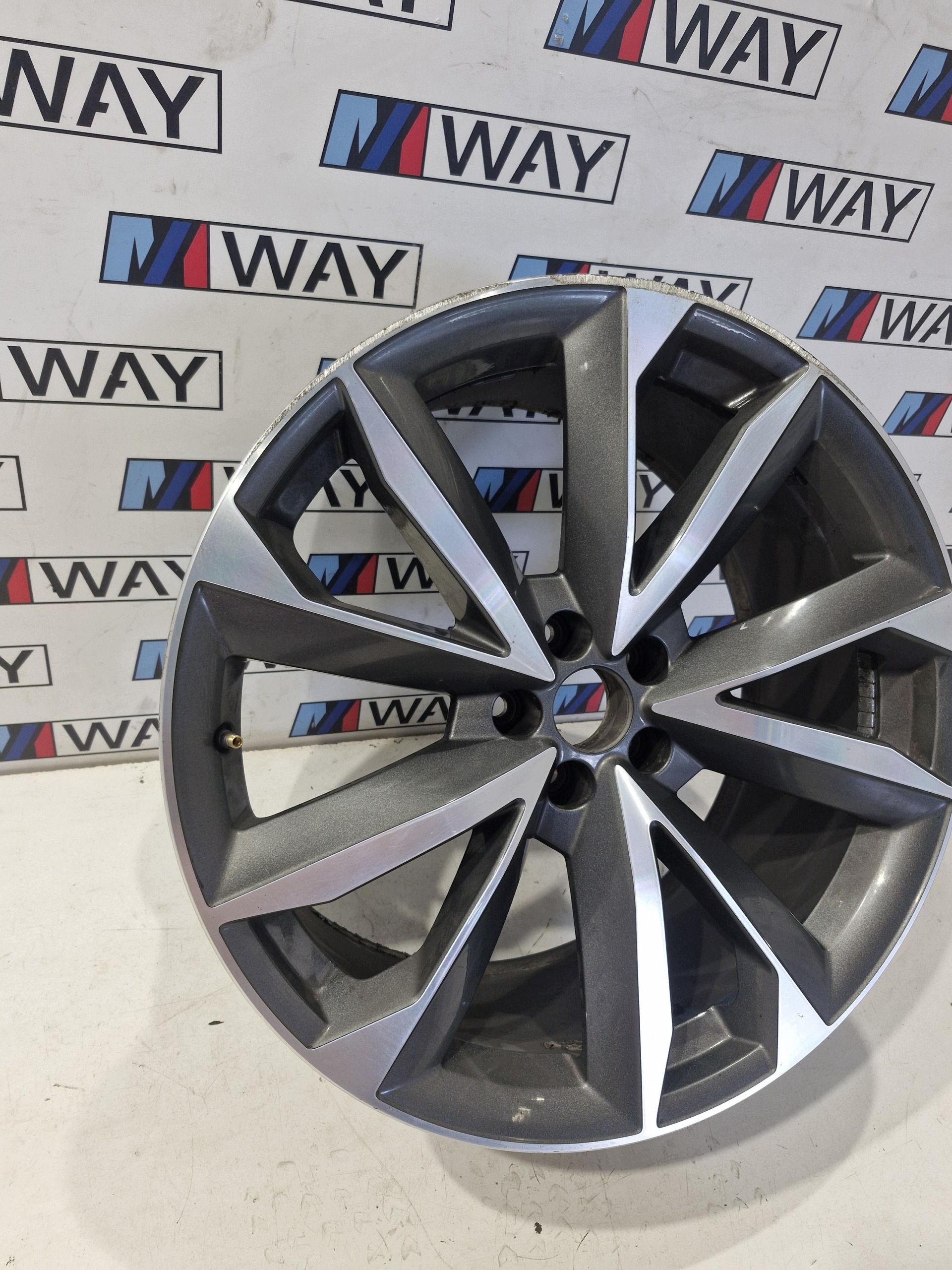 4M0601025BP disk AUDI Q7 SQ7 9,5JX21 5X112 ET 31