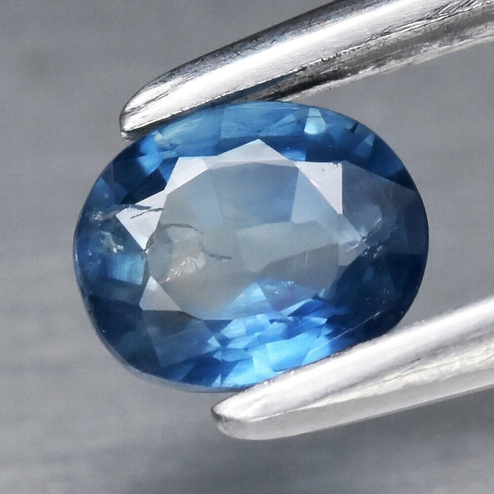Safír 0.60ct Modrý Ovál eCertifikát Wbd