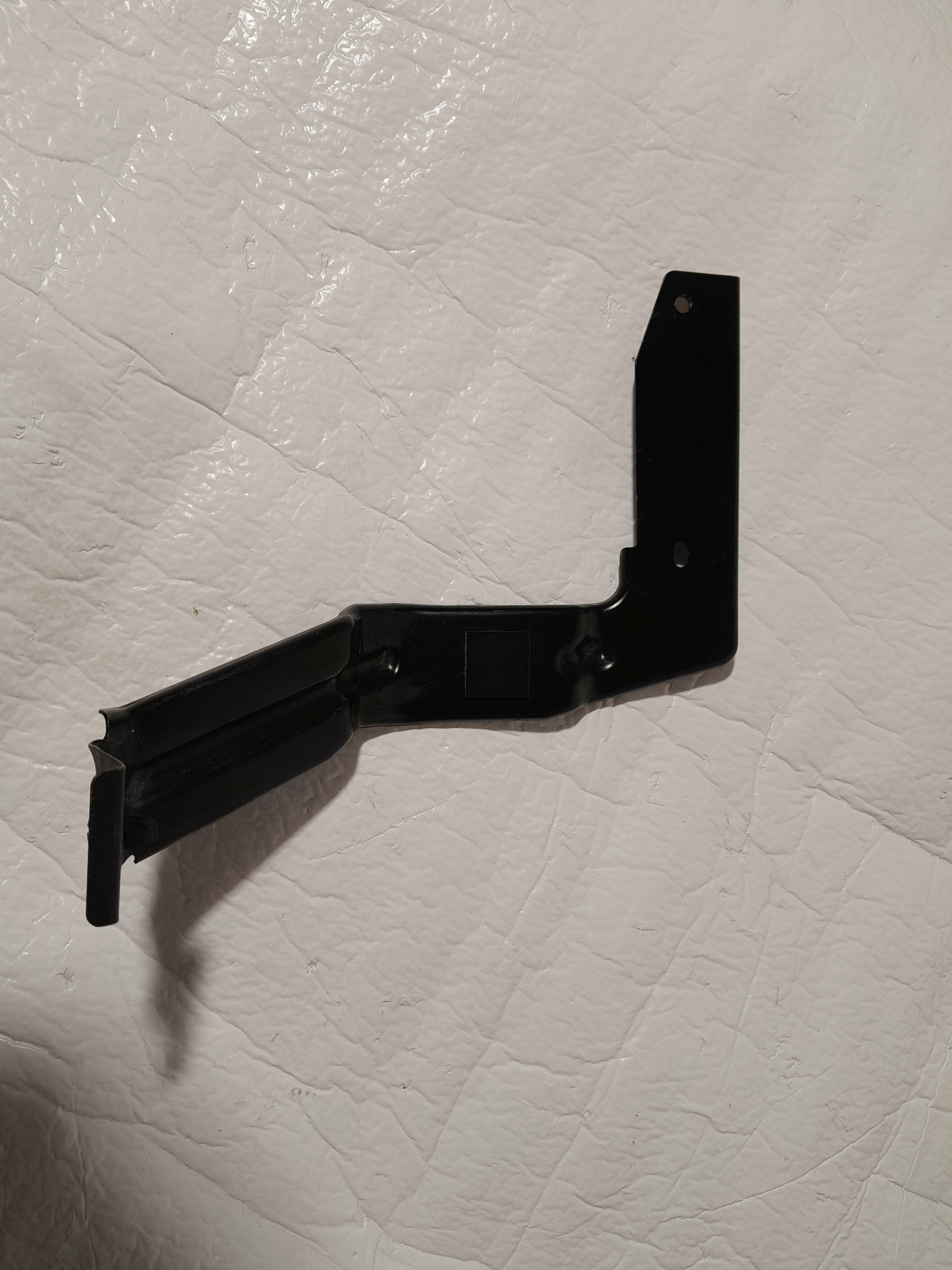 AUDI A4 B9 Support Support plaque Pare choc 8W5807329A