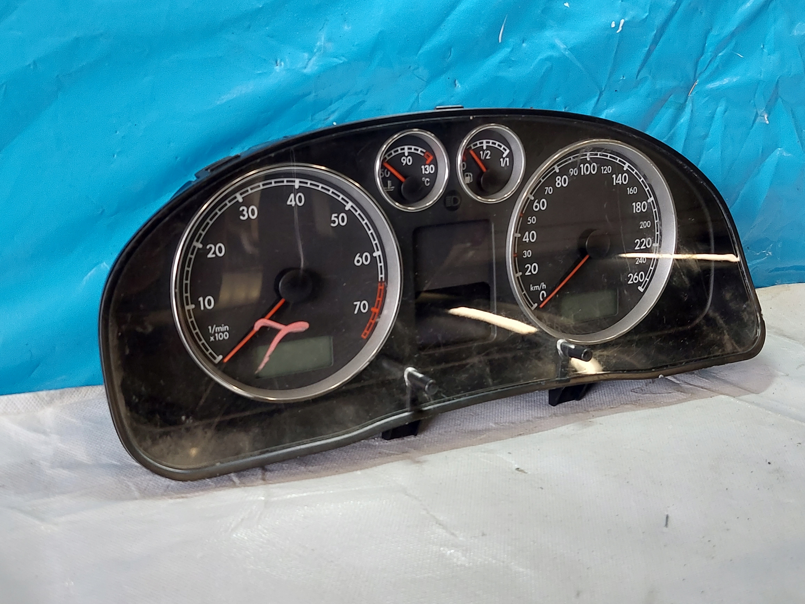 dials clock PASSAT B5 FL 1.8 T 3B0920829