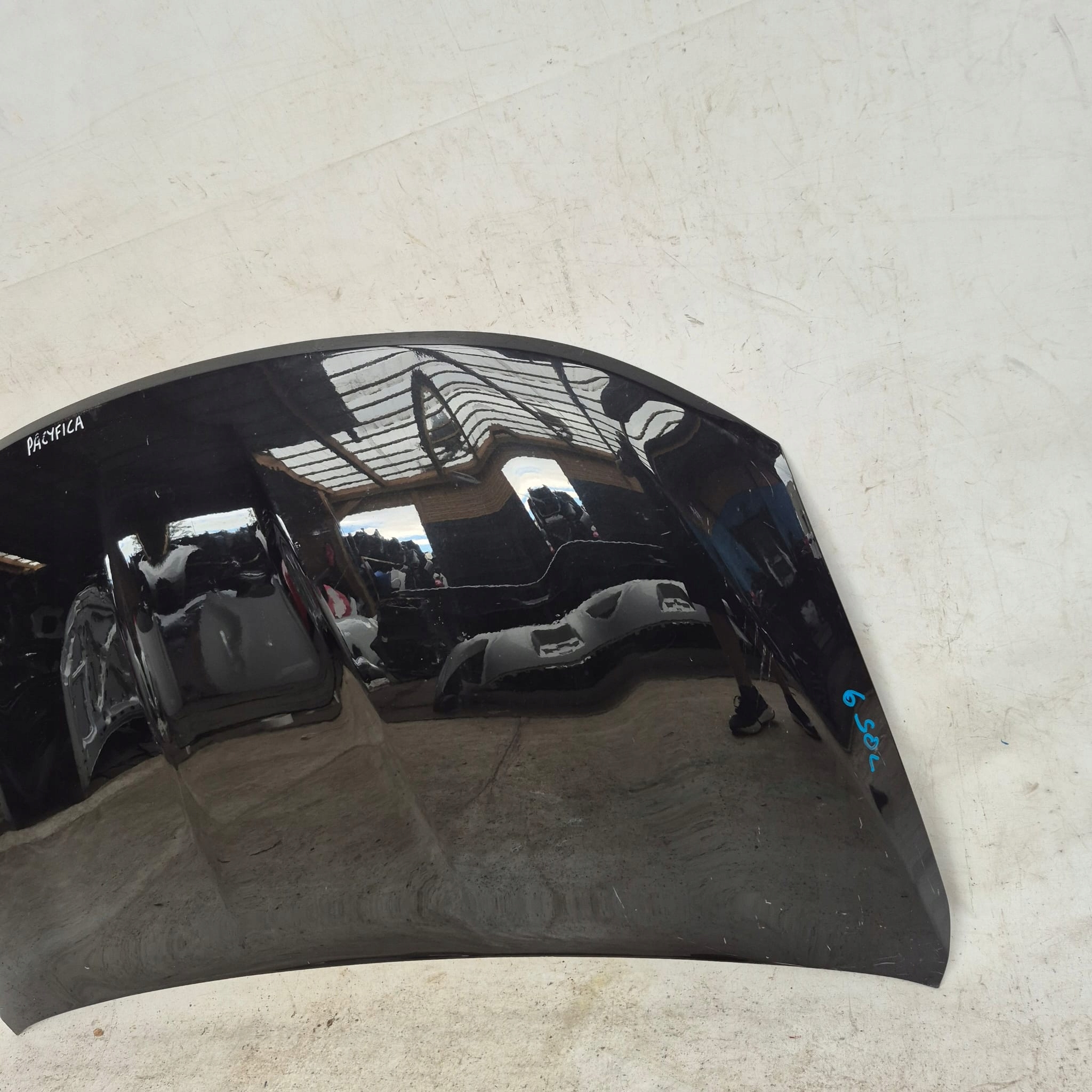 CHRYSLER PACIFICA 16- bonnet