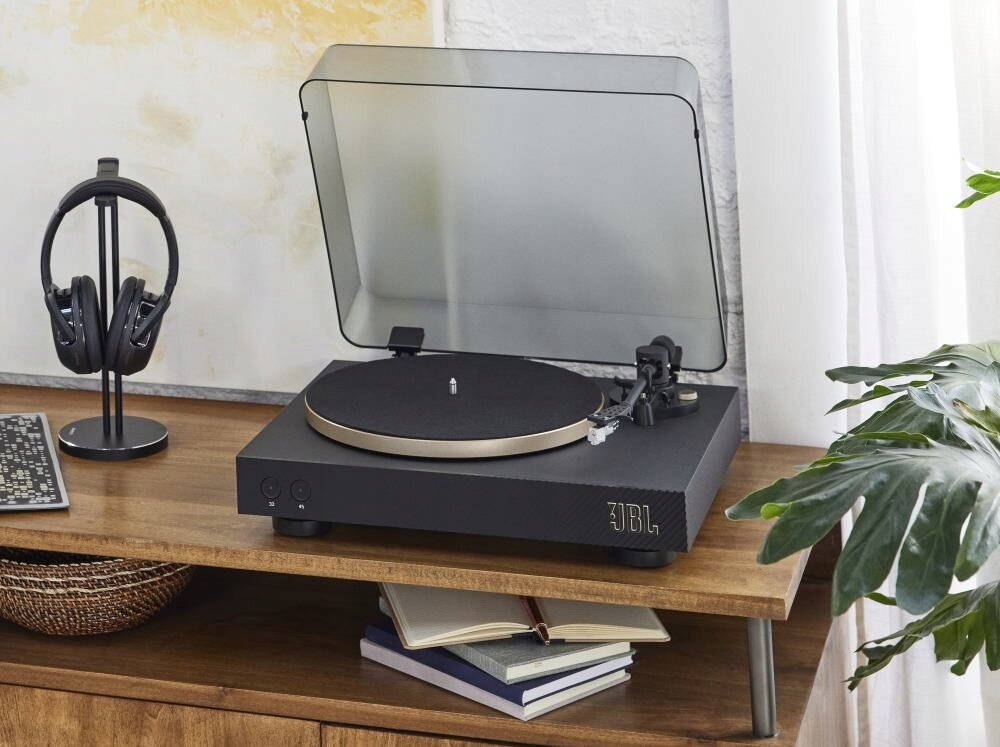 Gramofon JBL Spinner BT Czarno-złoty Prędkość obrotowa (obr./min) 33 1/3