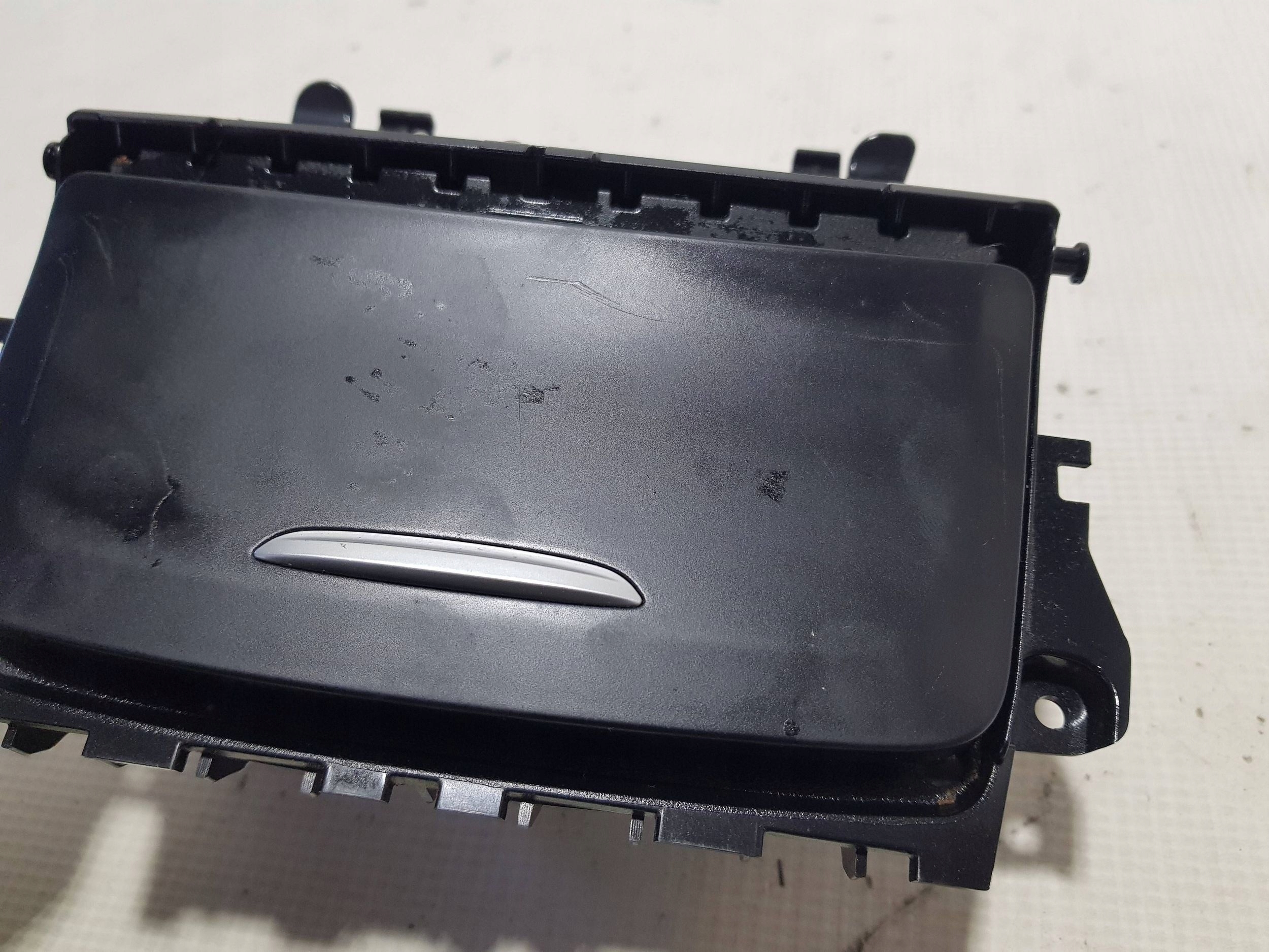 ashtray front front Mercedes CLA C117 X117 W117 W176 A1766802000