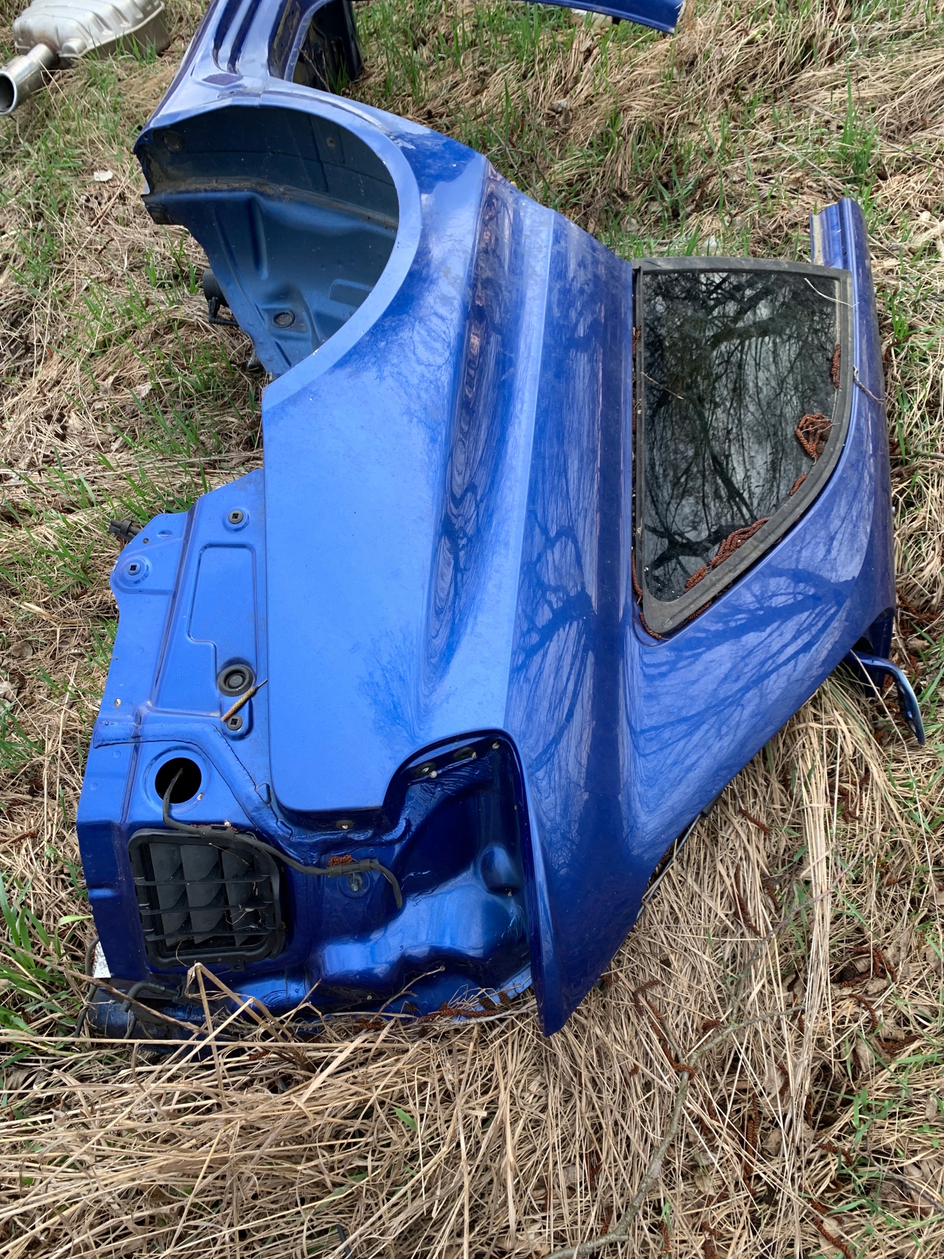 AUDI Rs4k9 ЧЕТВЕРТЬ КРЫЛО ЛЕВЫЙ ЗАД.